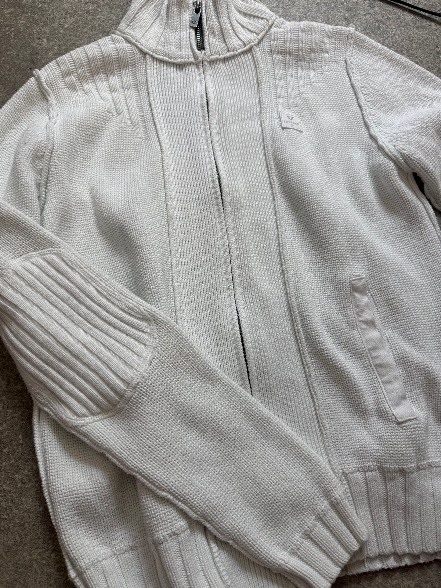 Knitted Zip Jumper (M)