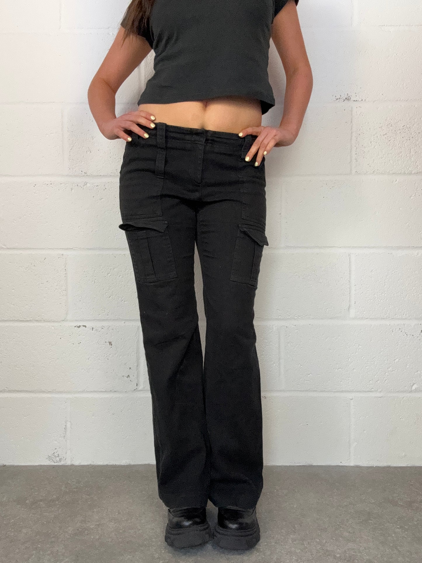 Low Waist Cargo Trouser (UK8)