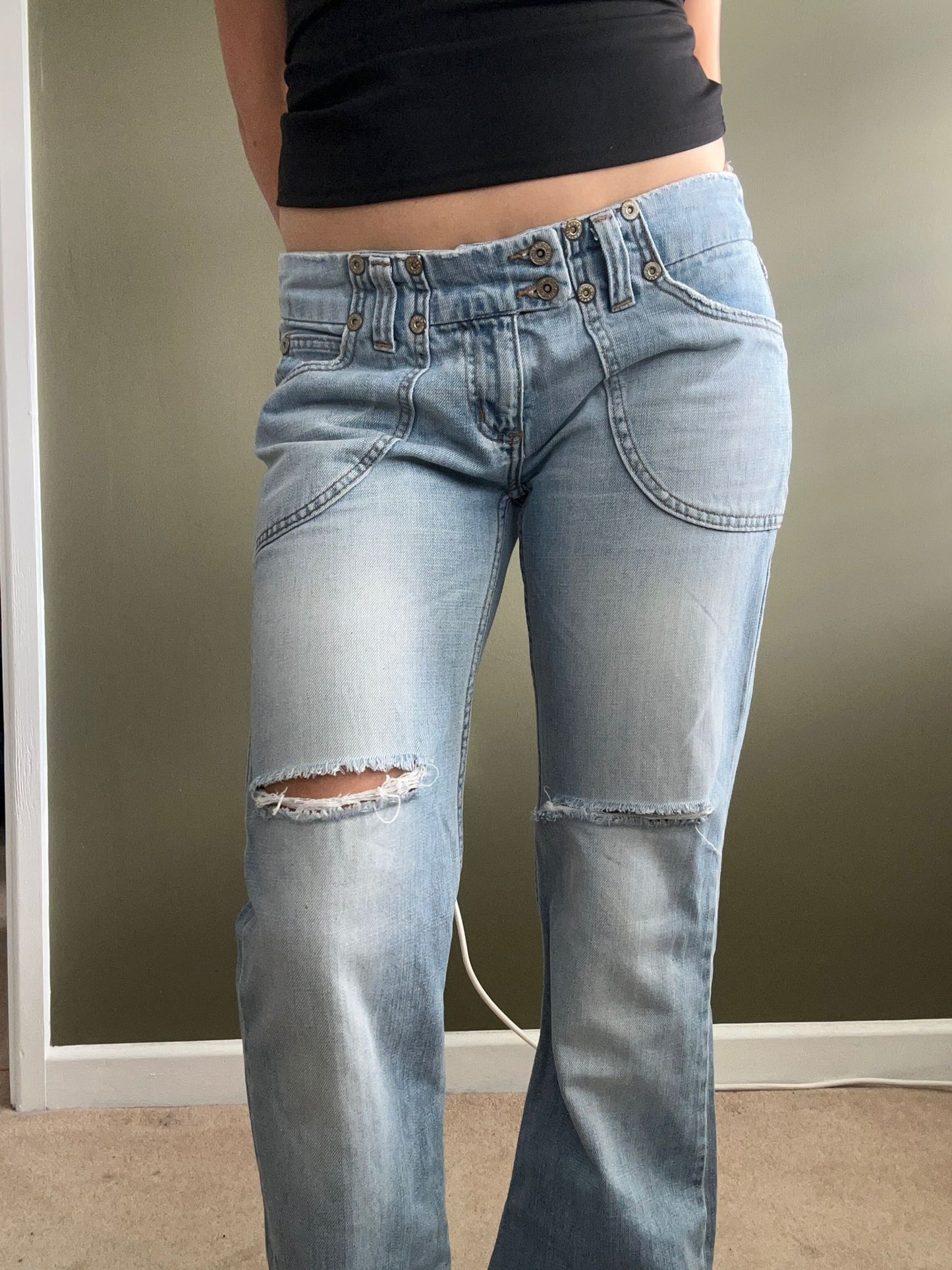 Y2K Distressed Jeans (UK10)