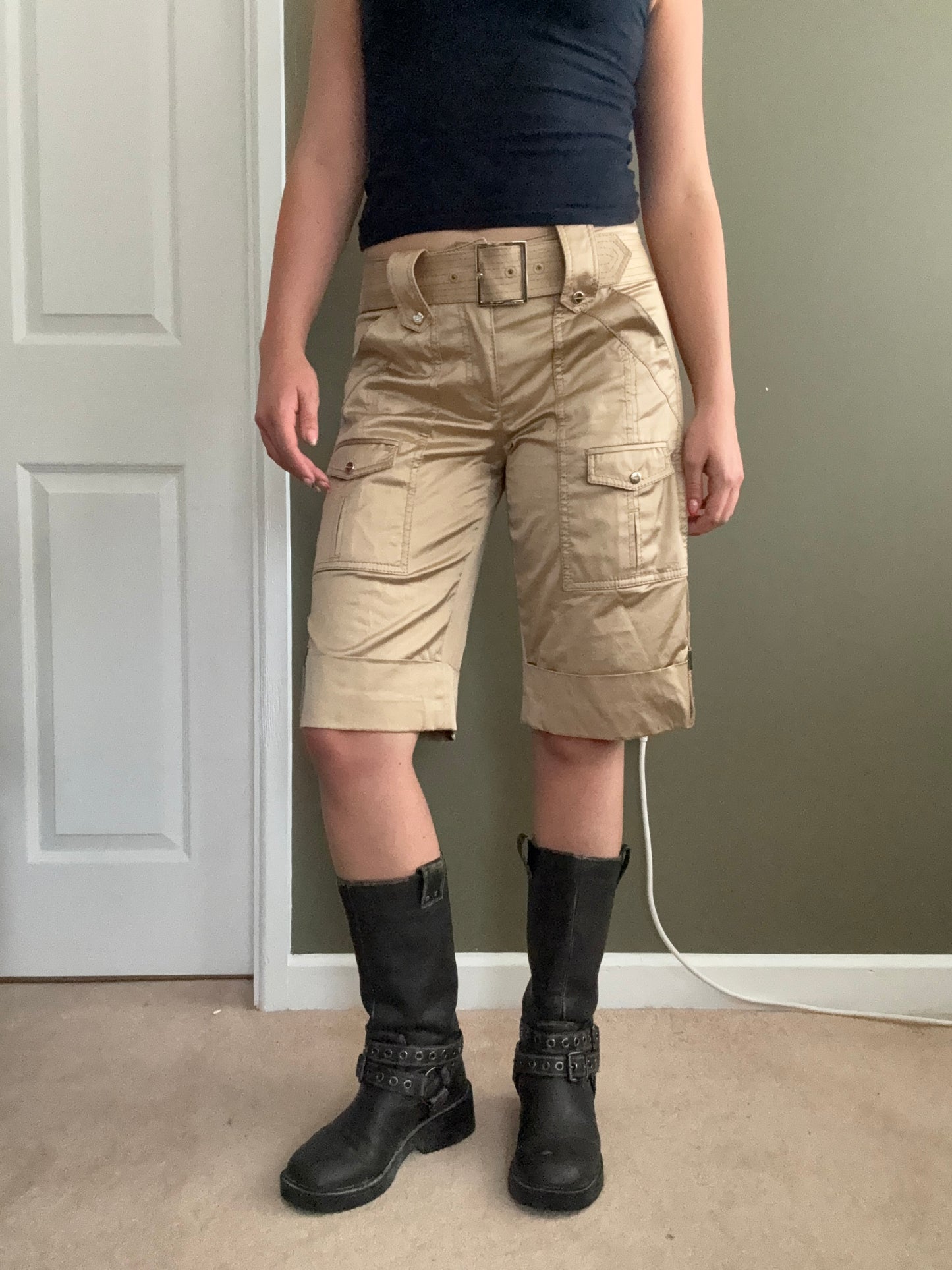 Karen Millen Capri Shorts (UK8)