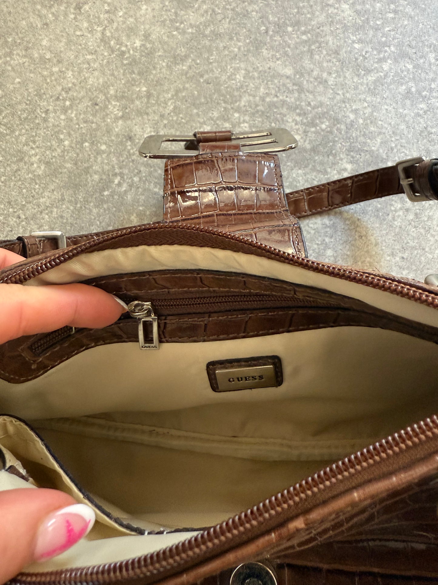 Guess Shoulder Bag