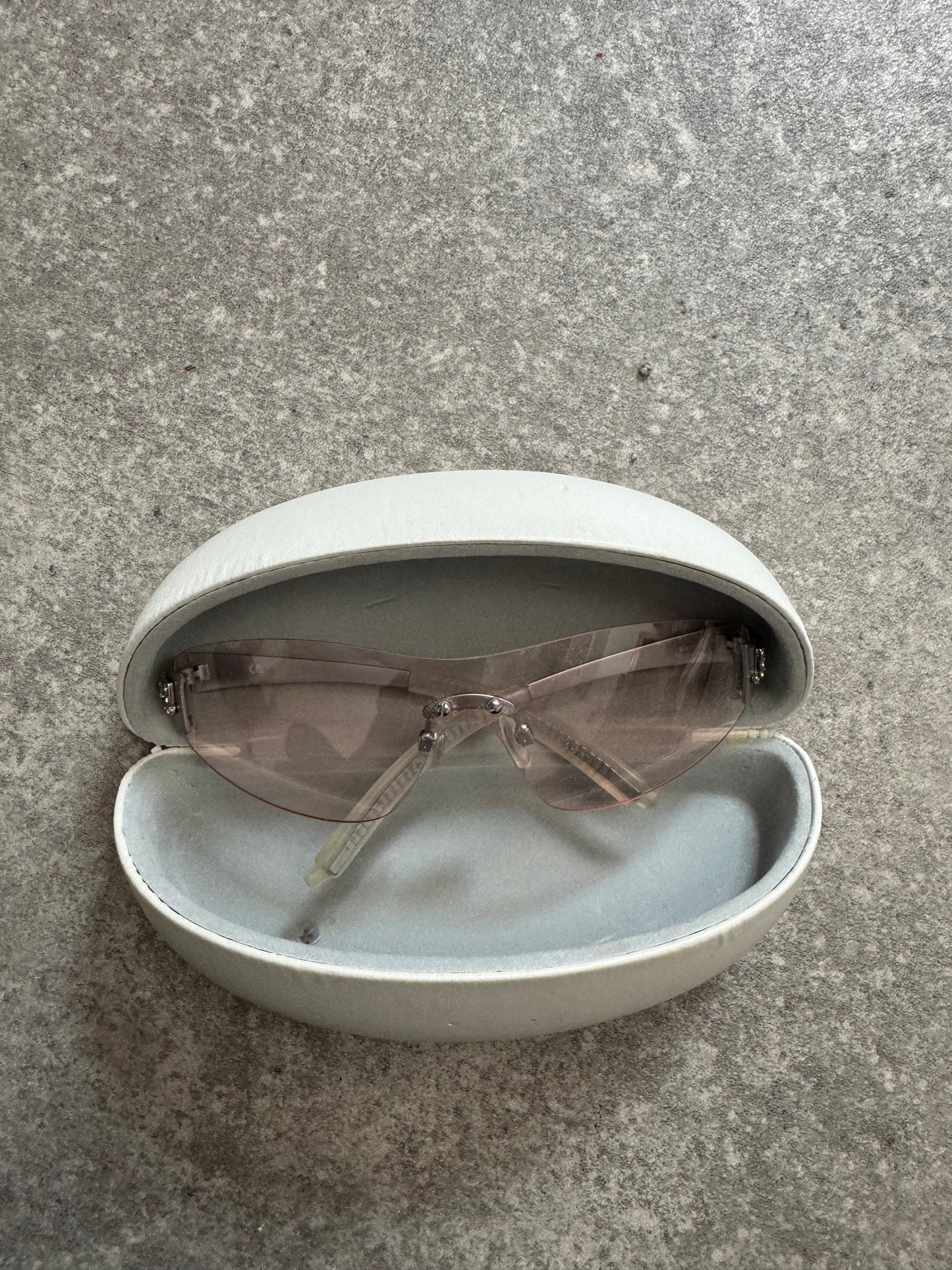 Y2K Pink Tint Sunglasses