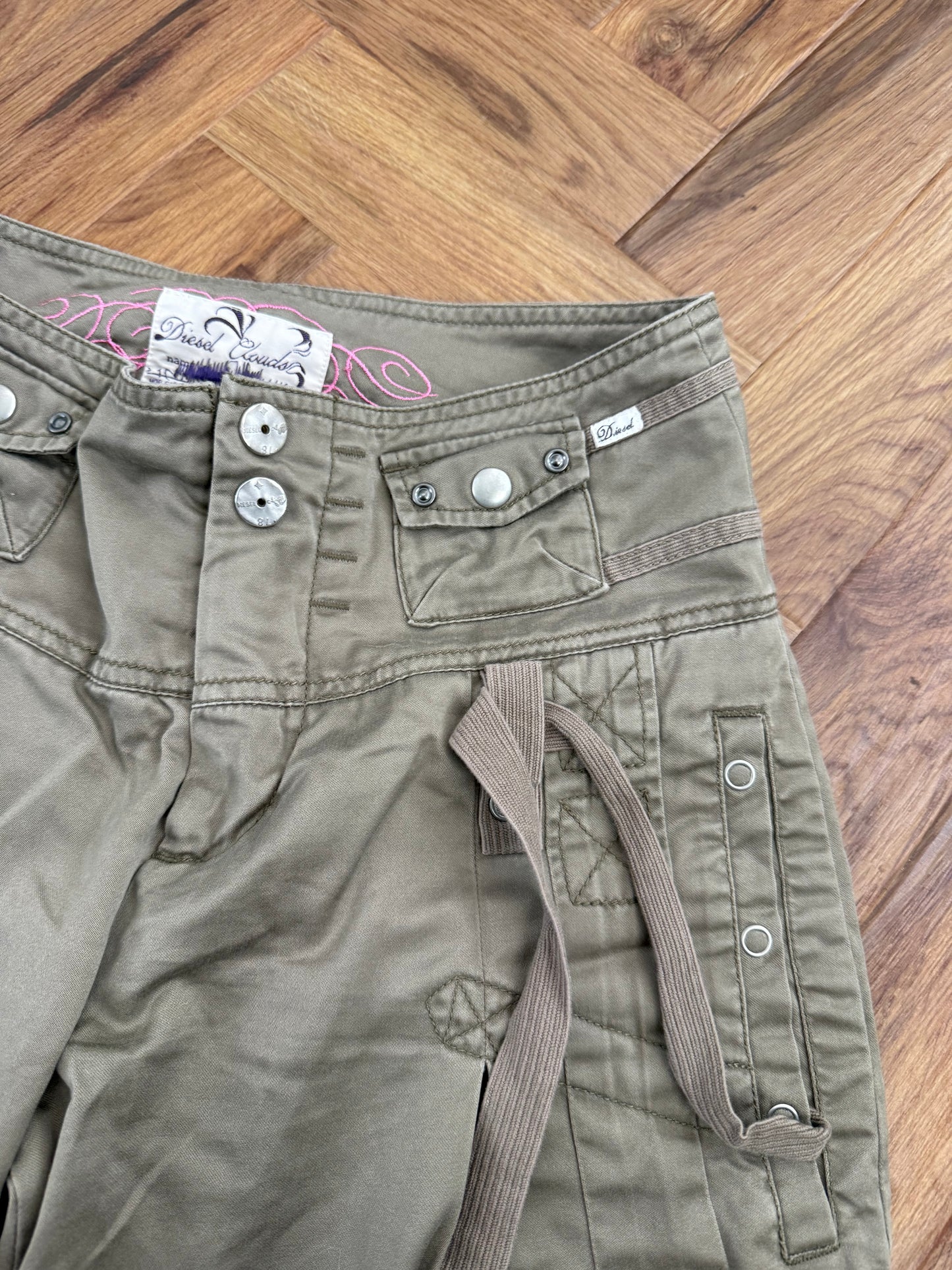 Diesel Capri Trousers (28)