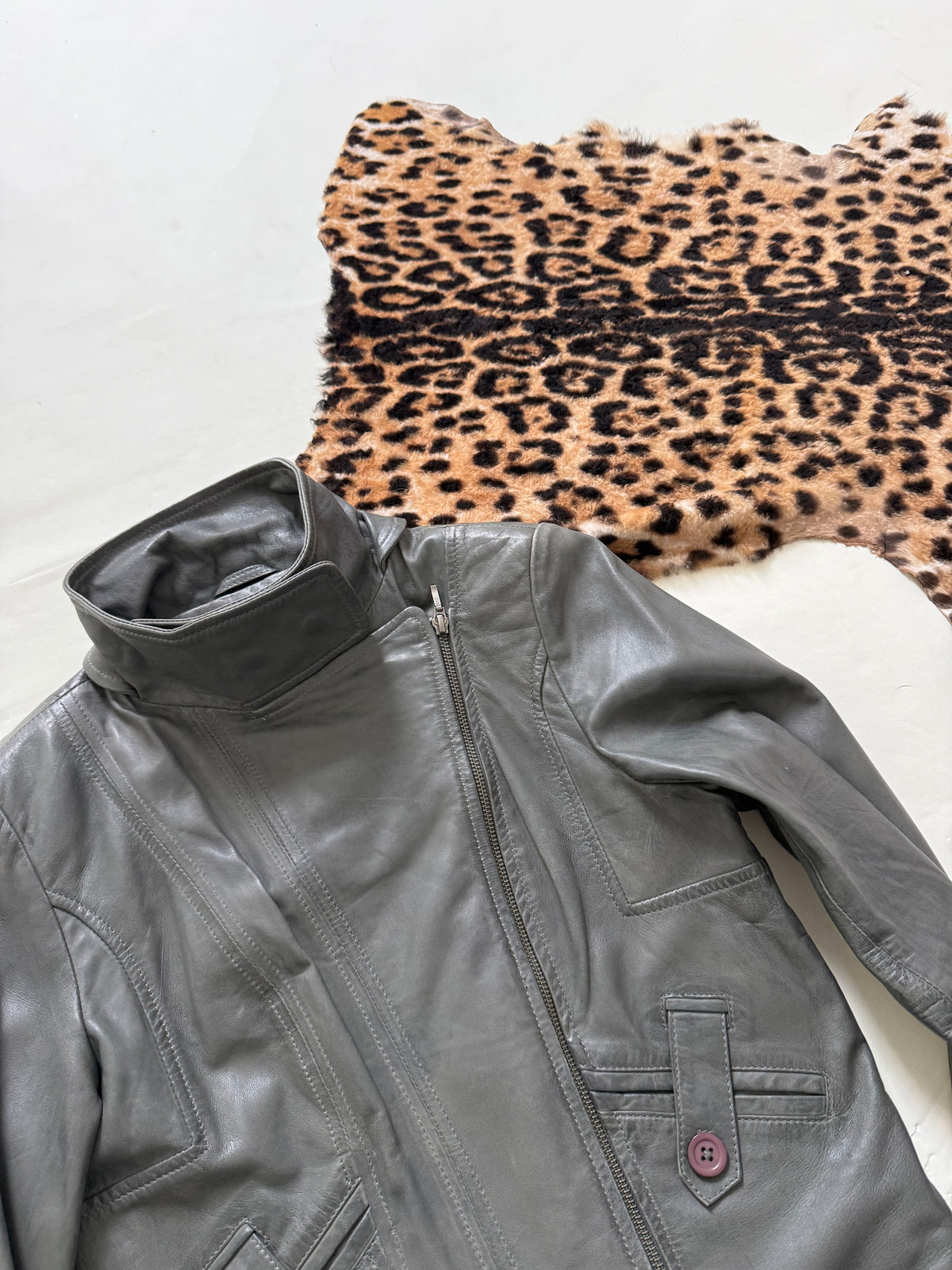 Vintage Leather Funnel Neck Jacket (XL)