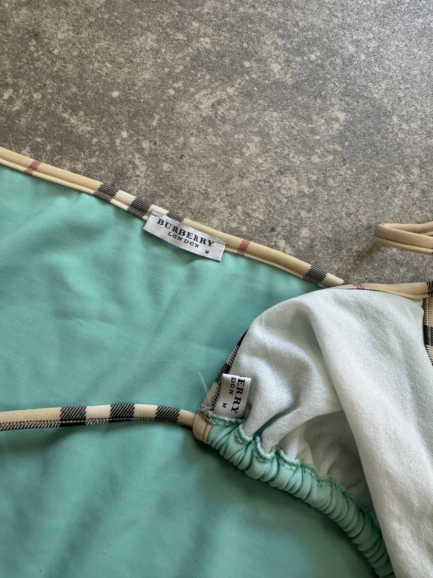 Burberry Bikini Set (M)