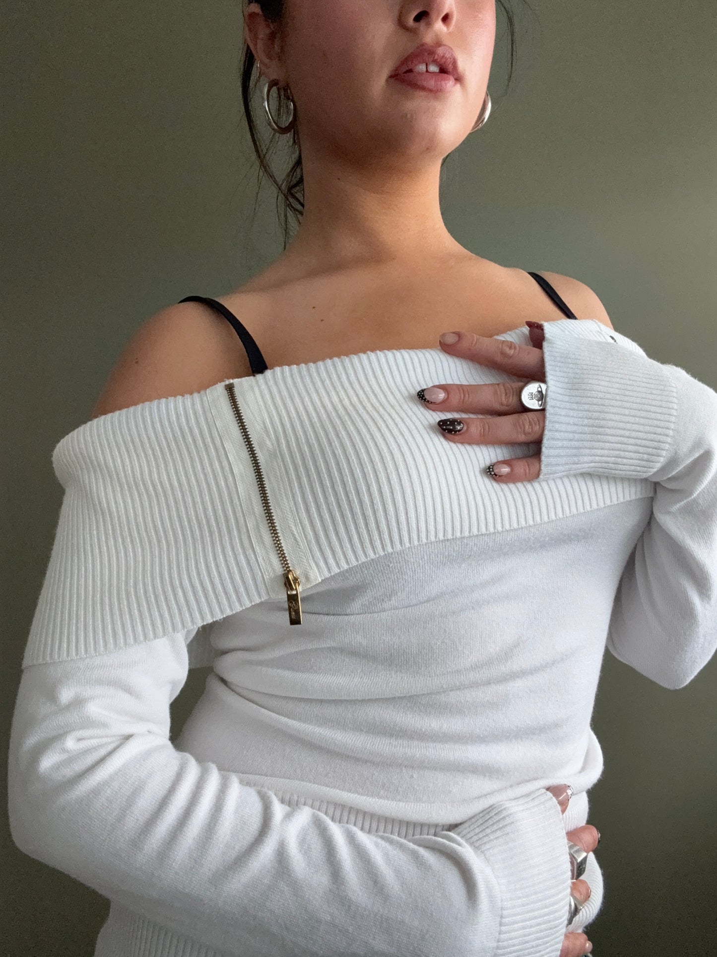 Guess Off The Shoulder Jumper (S)