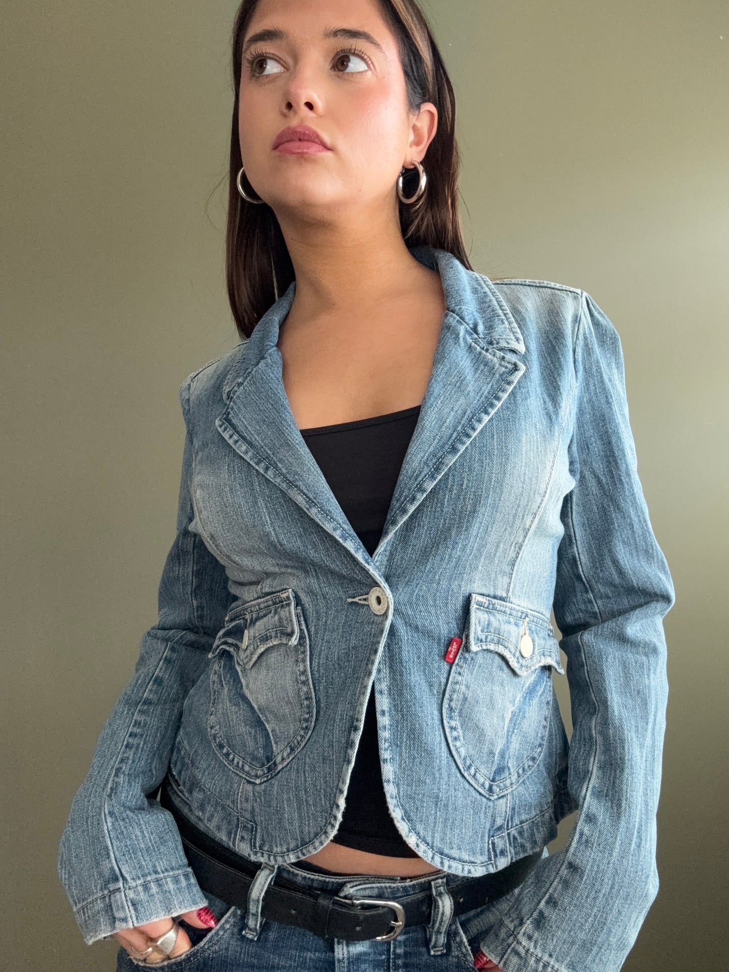 Levi Fitted Denim Jacket (M)