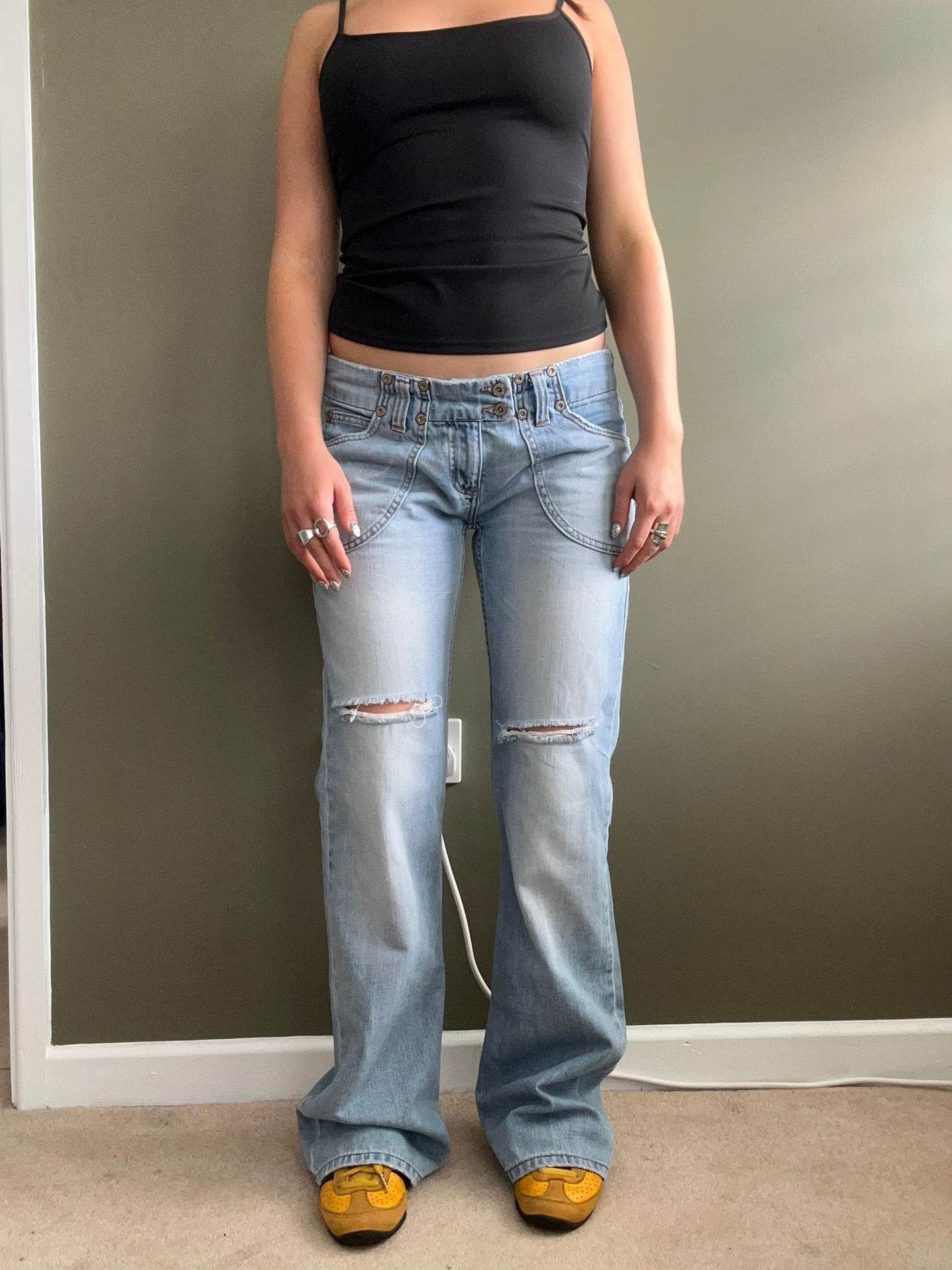 Y2K Distressed Jeans (UK10)