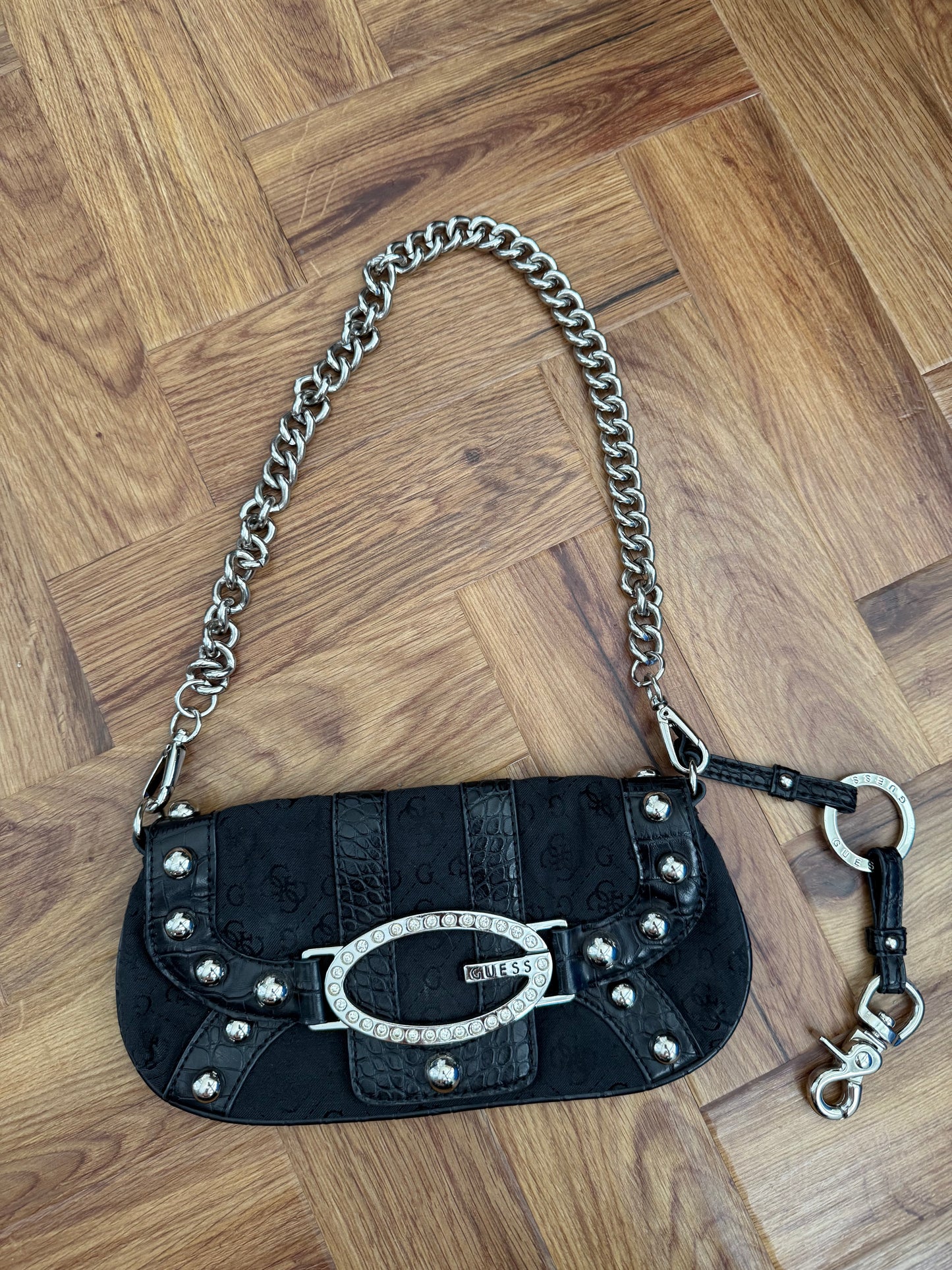 Guess Shoulder Bag