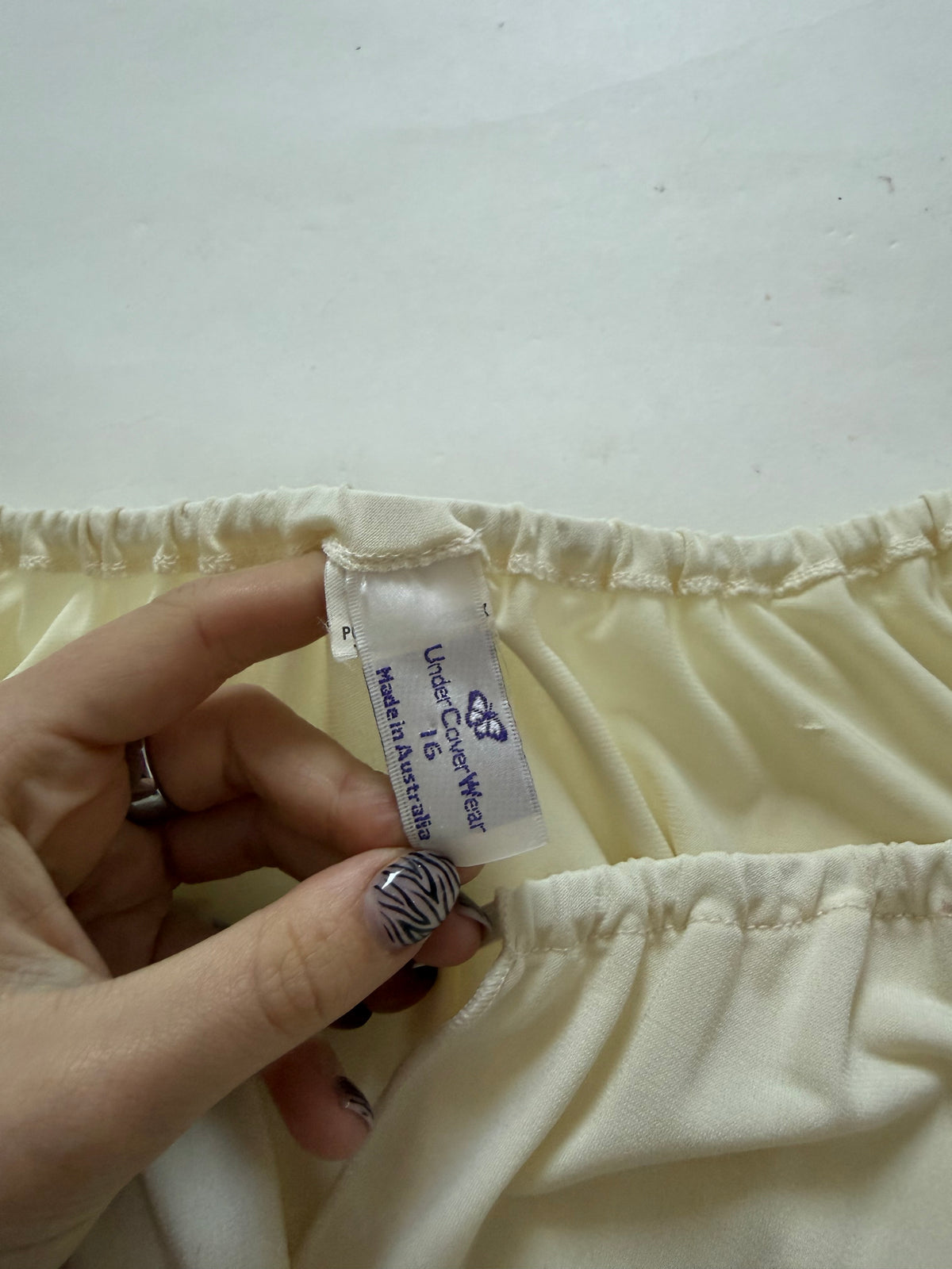 Off The Shoulder Tie Top (UK16)
