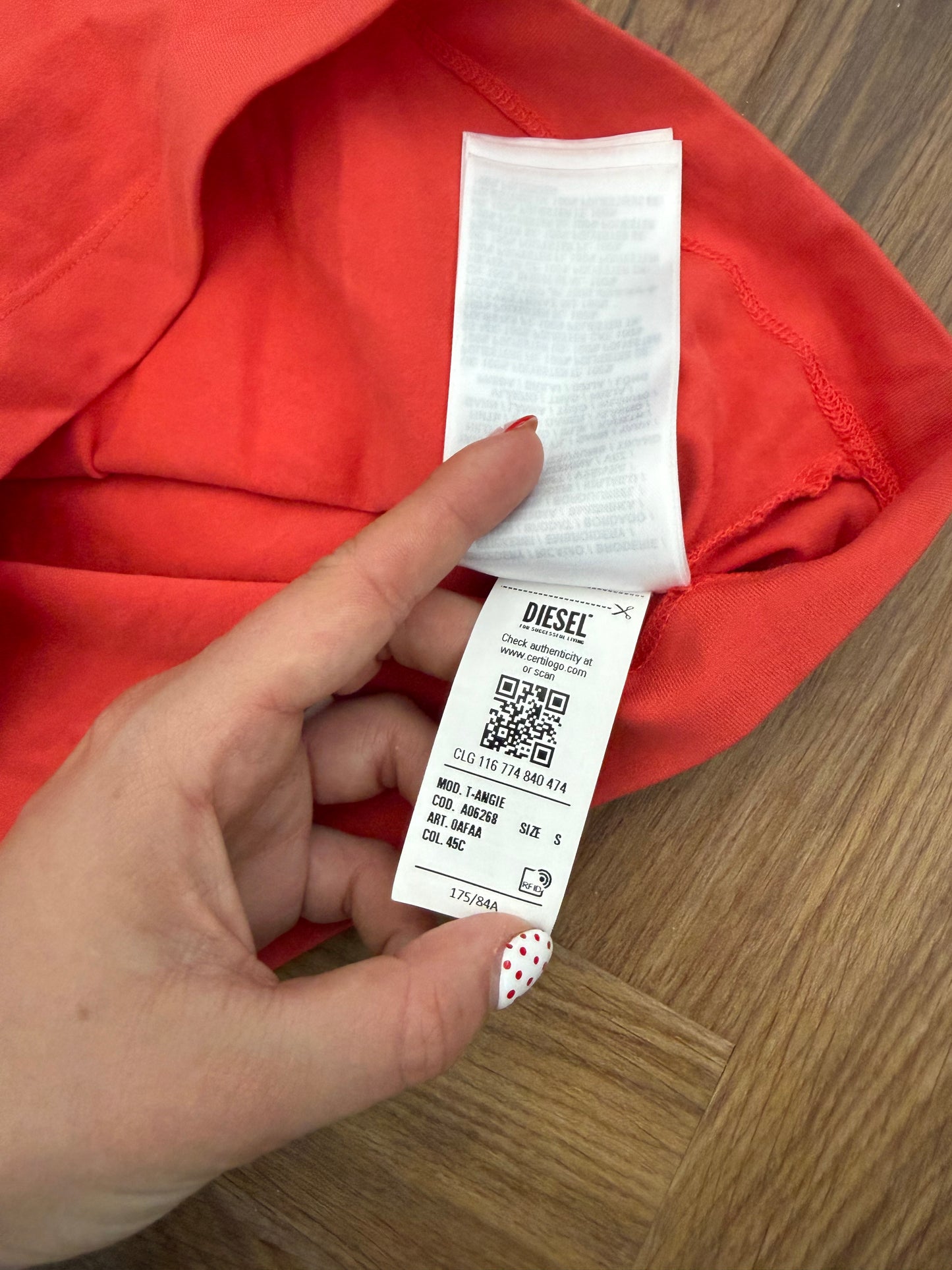 Diesel Cut Out Top (S)