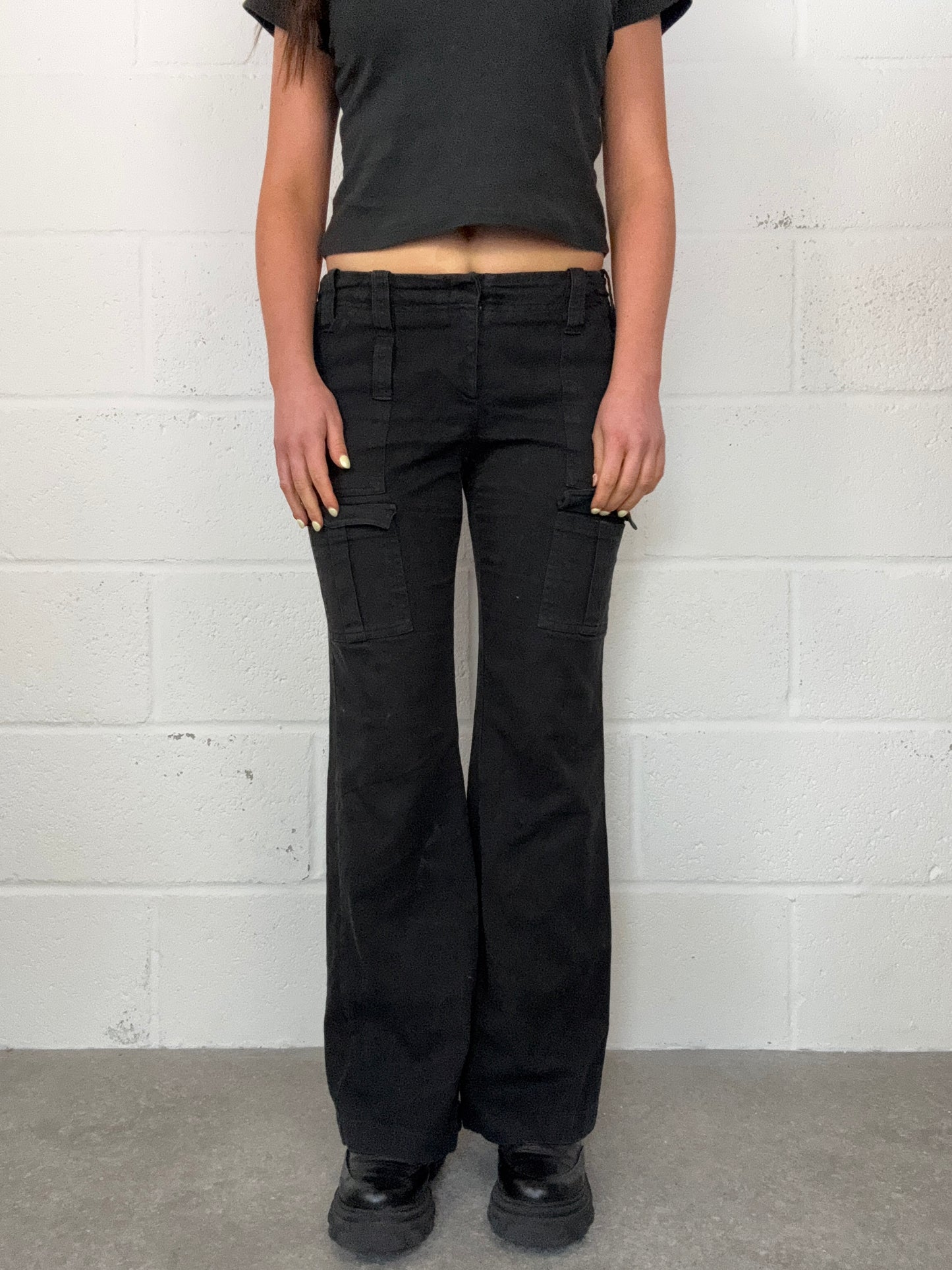 Low Waist Cargo Trouser (UK8)