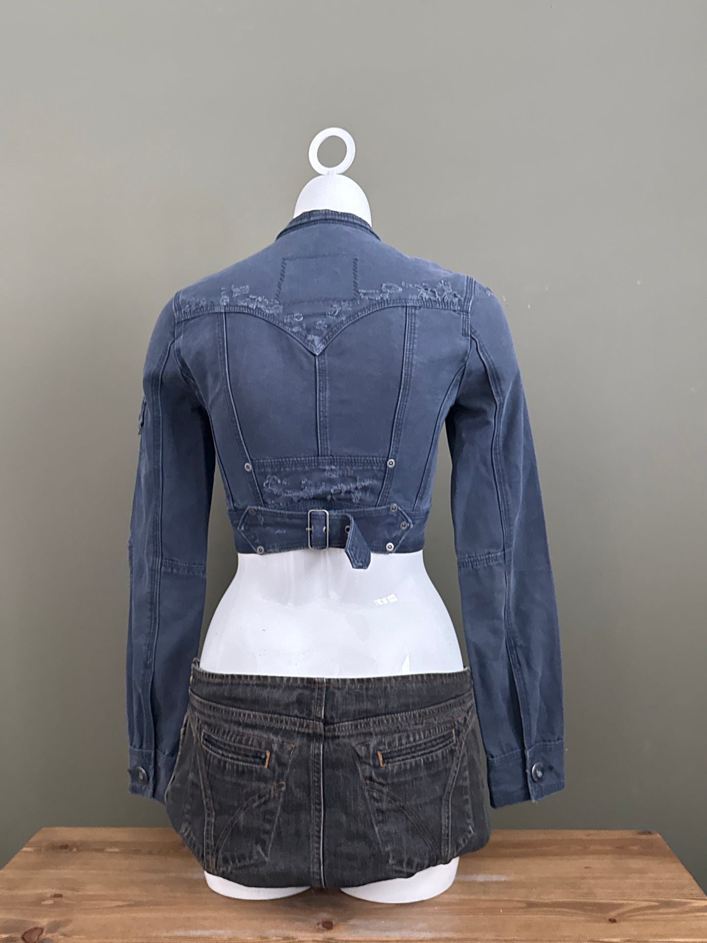 Cropped Y2K Distressed Jacket (UK8)