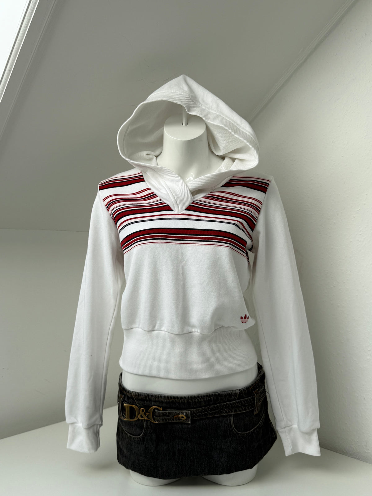Vintage Adidas V-Neck Hoodie (UK10)