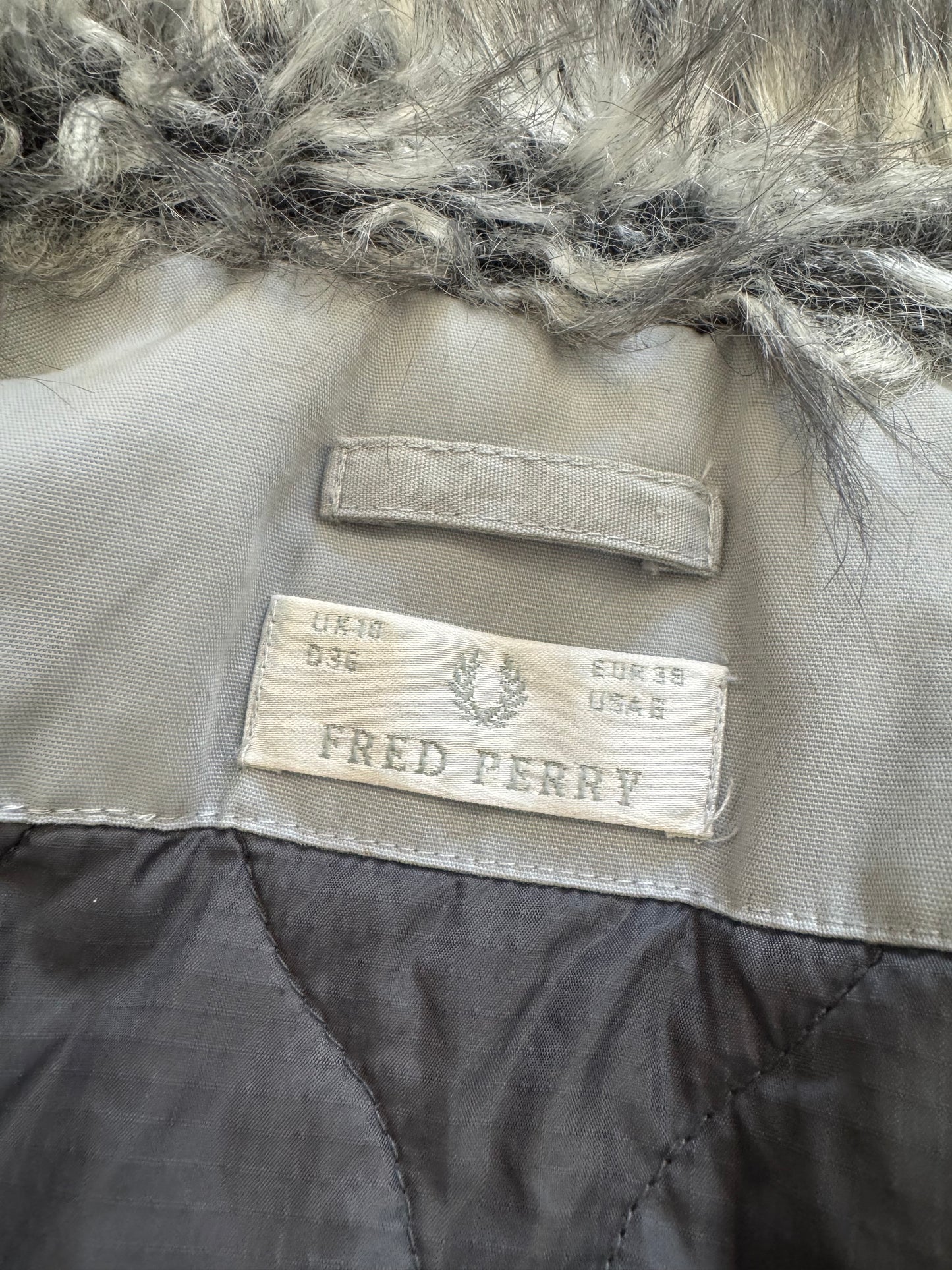 Fred Perry Jacket (UK10)