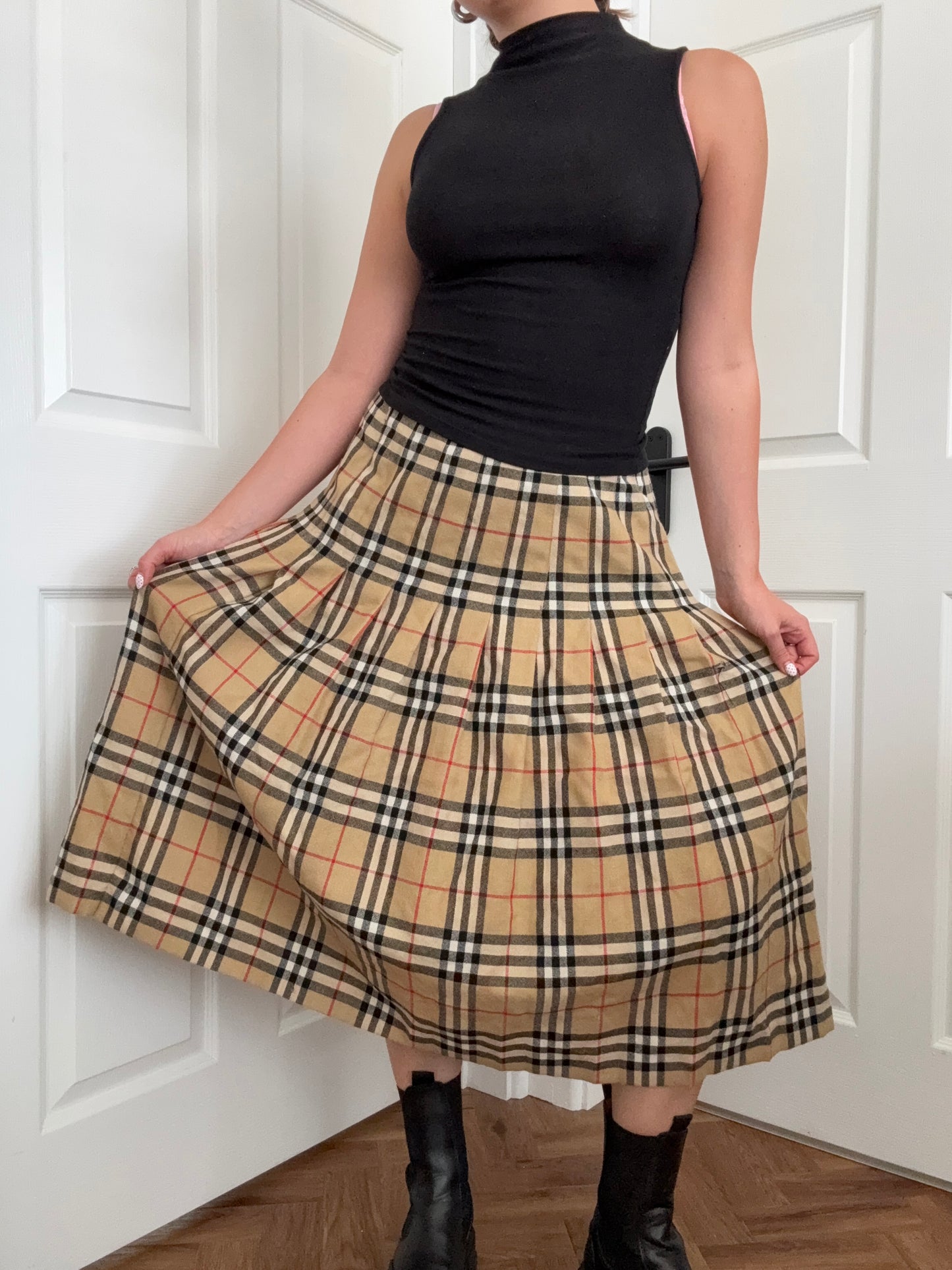 Vintage Burberry Wool Skirt (XS)