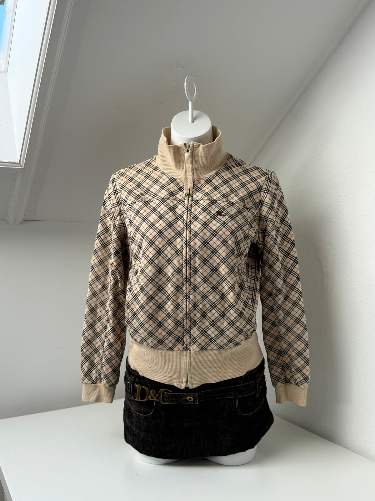 Burberry Vintage Zip Jumper (UK10)