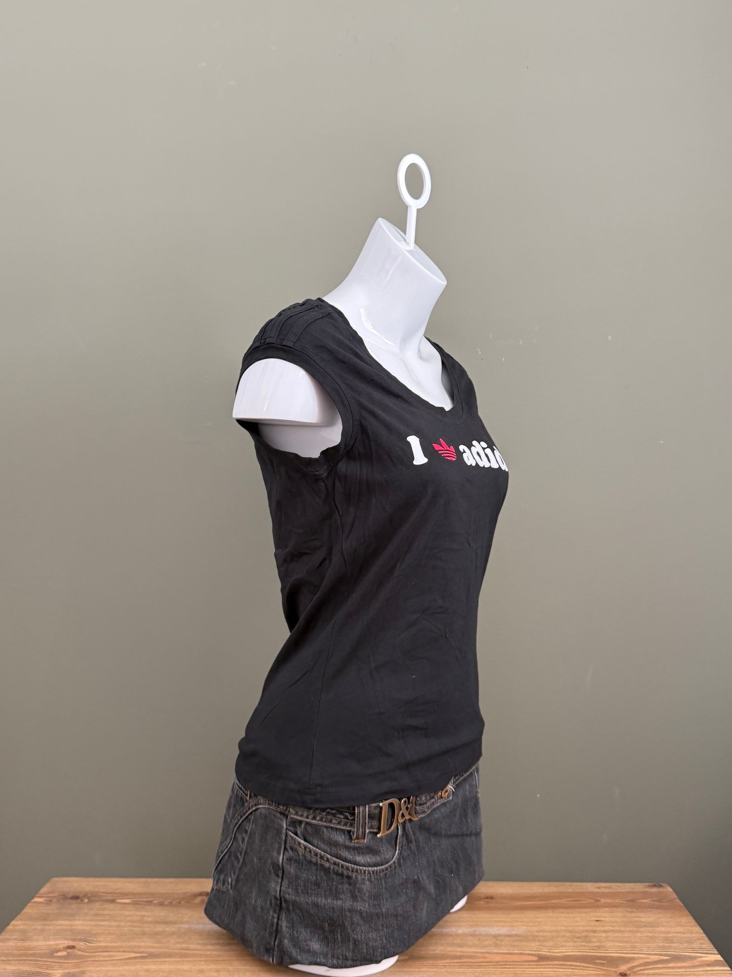 Adidas Top (UK16)