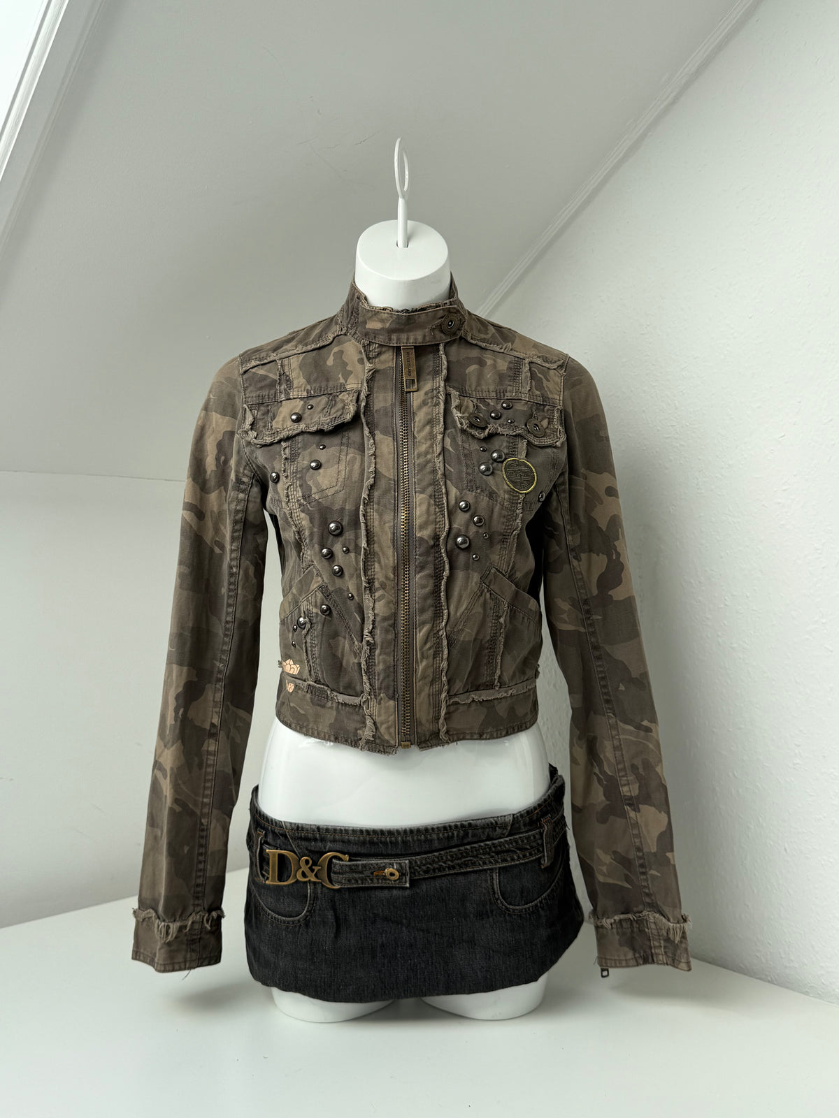 Y2K Cropped Camo Jacket (M)