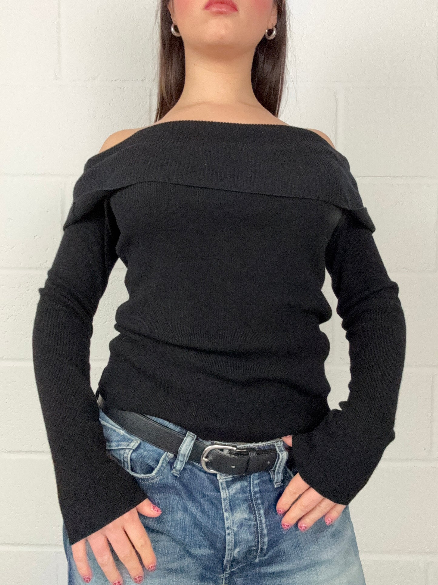 Off The Shoulder Jumper (M)