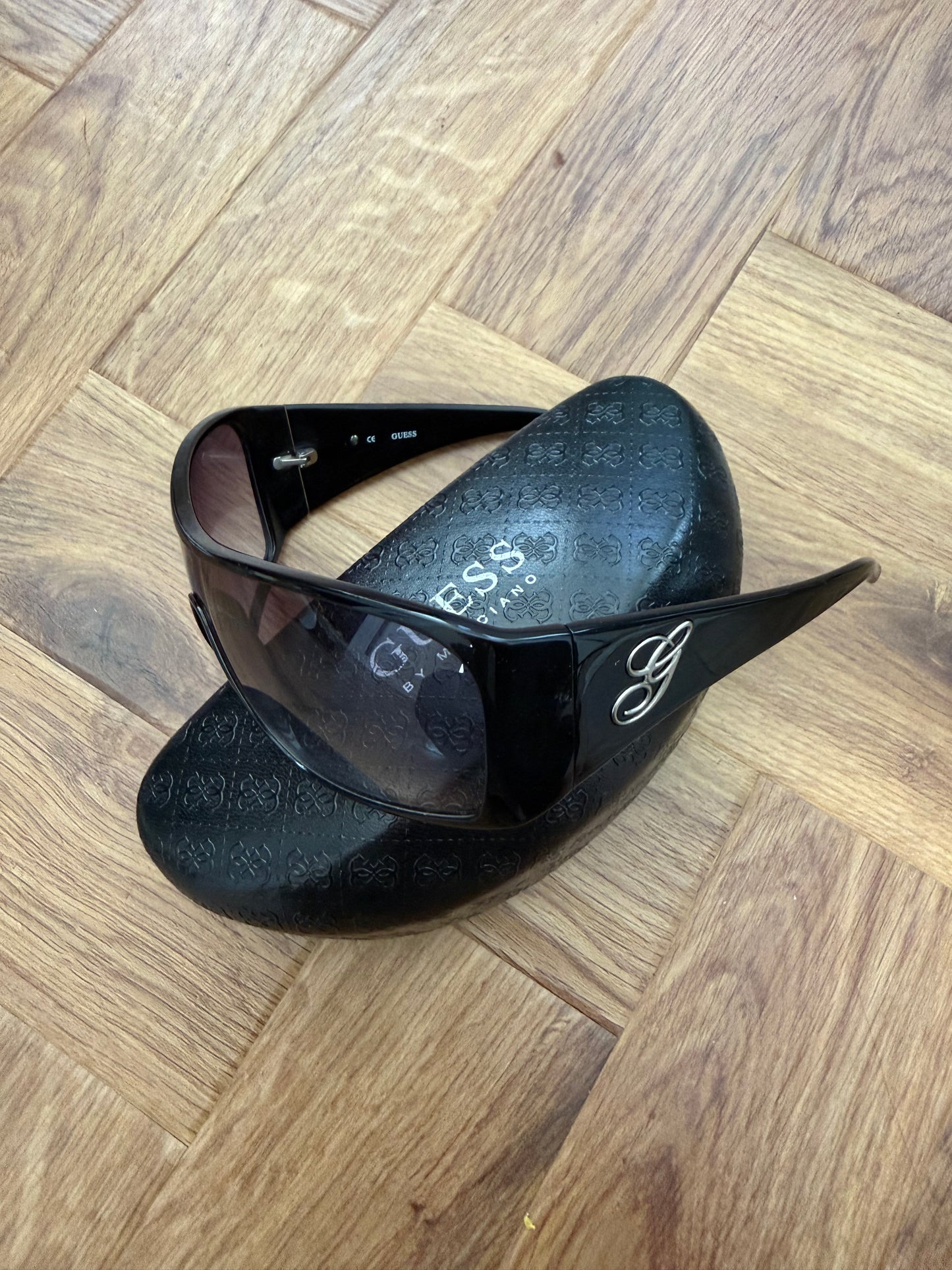 Guess Shield Sunglasses