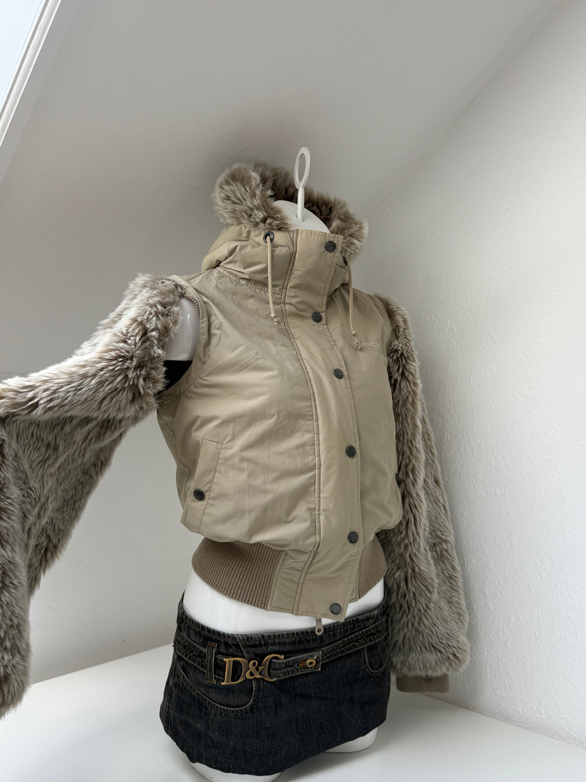 Bench Bomber Jacket (S)