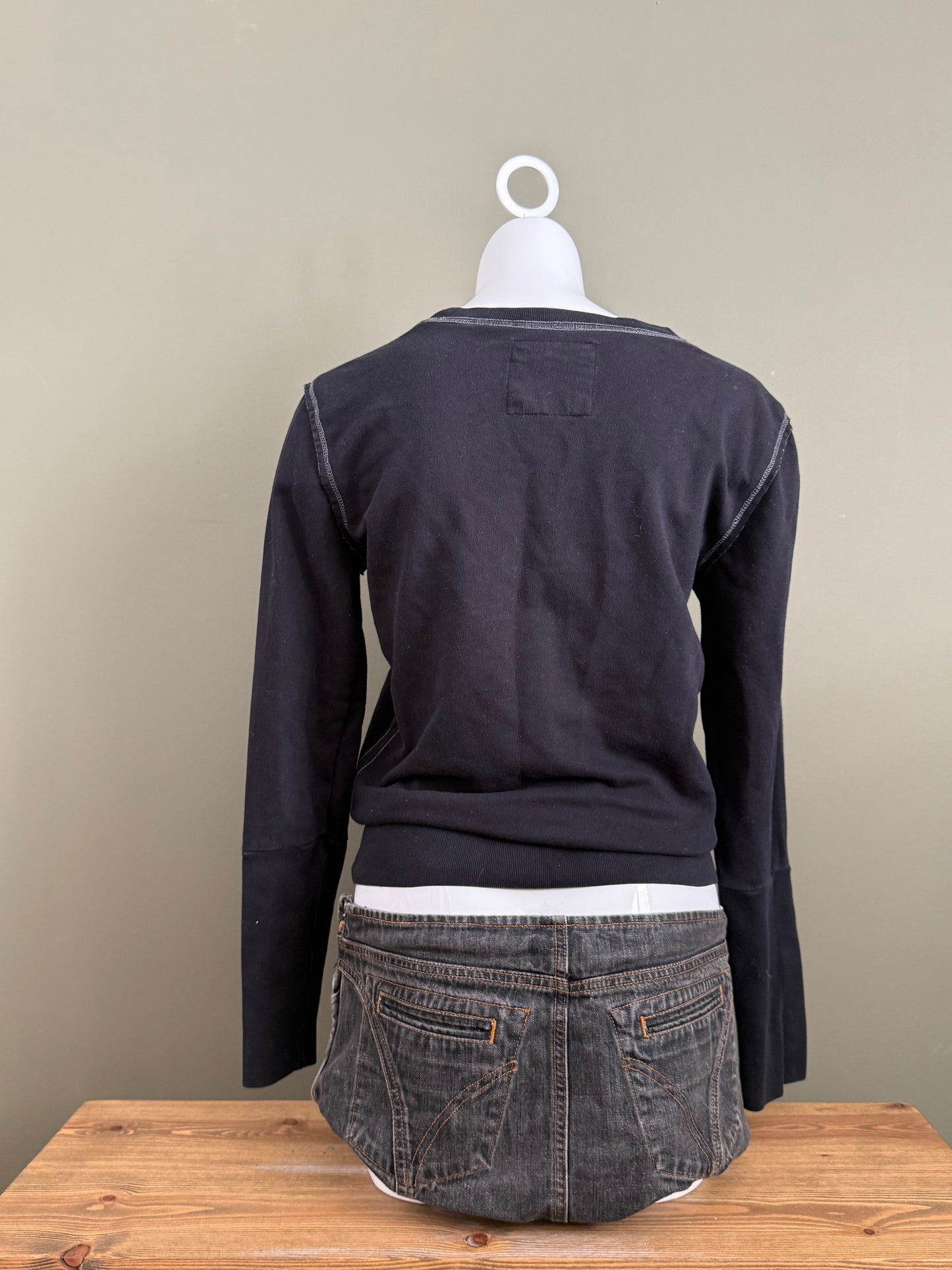 Guess Sweatshirt (M)