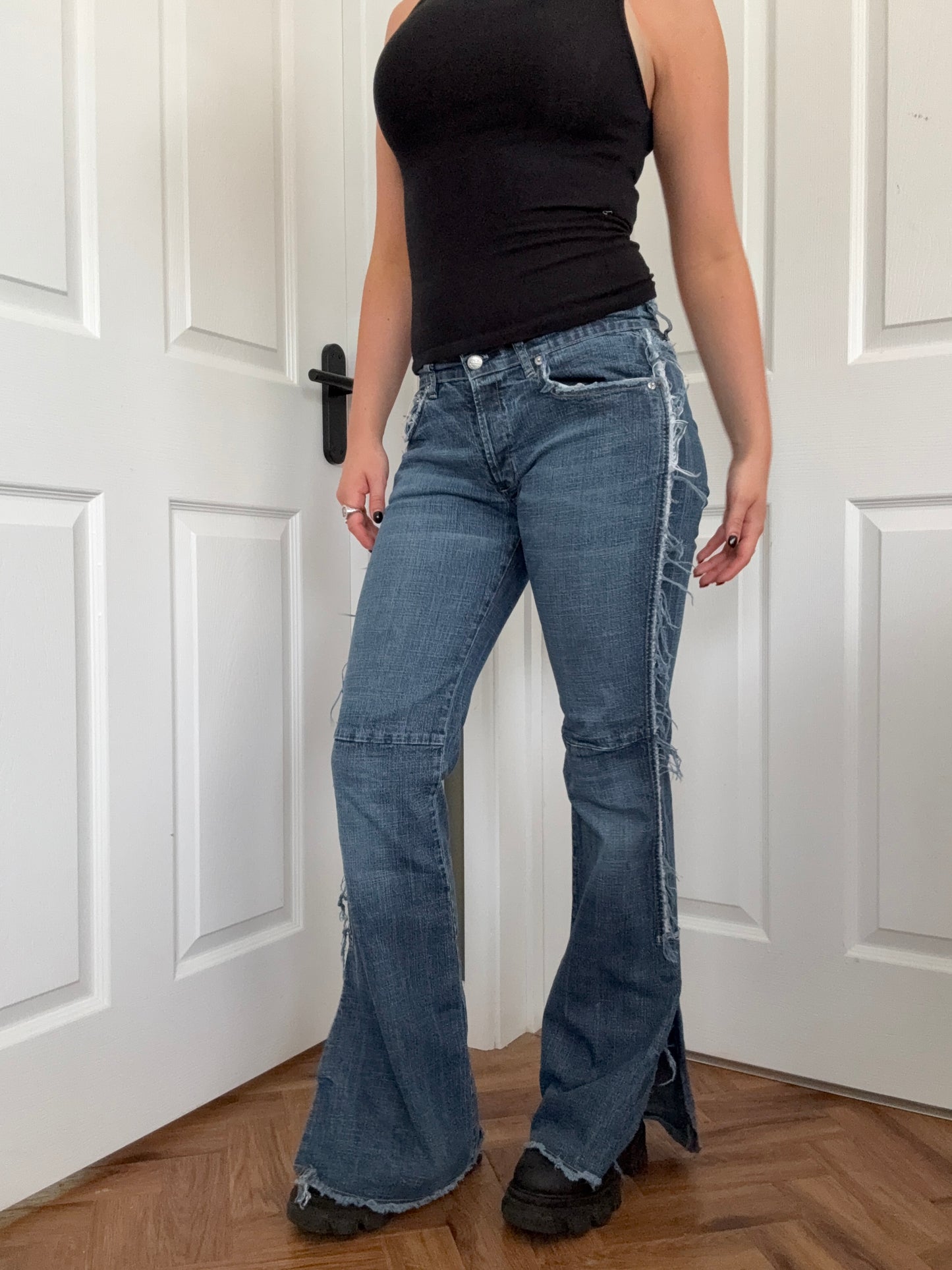 Diesel Distressed Jeans (31)