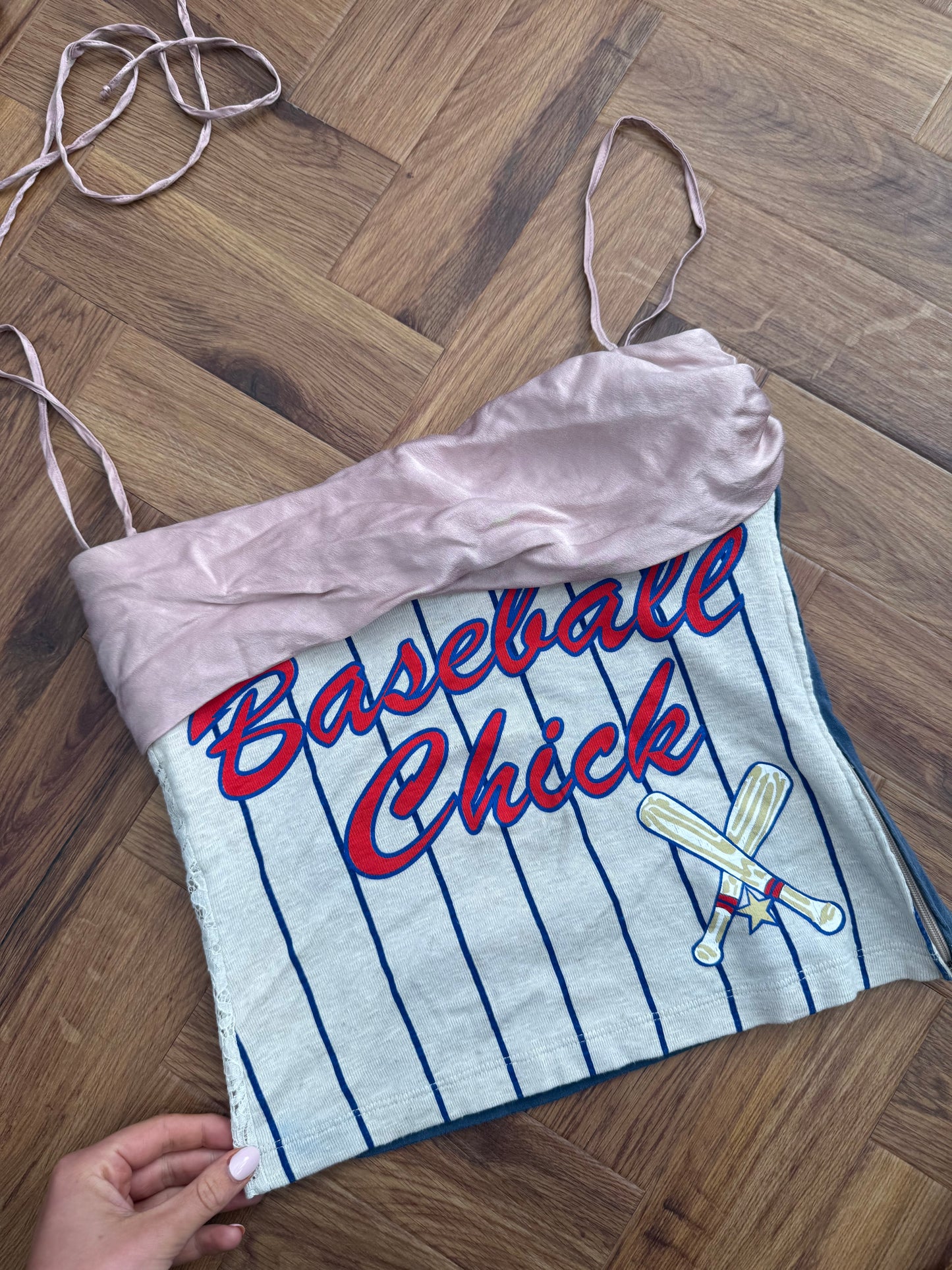 Vintage Dolce & Gabbana Baseball Chick Sports Graphic Tank Top (XS)
