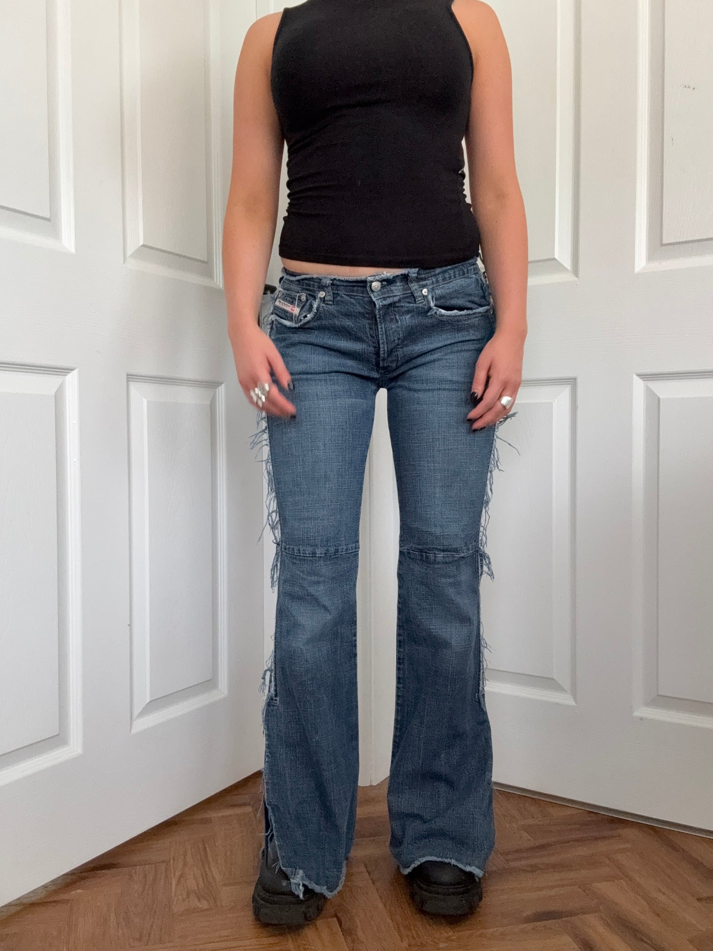 Diesel Distressed Jeans (31)