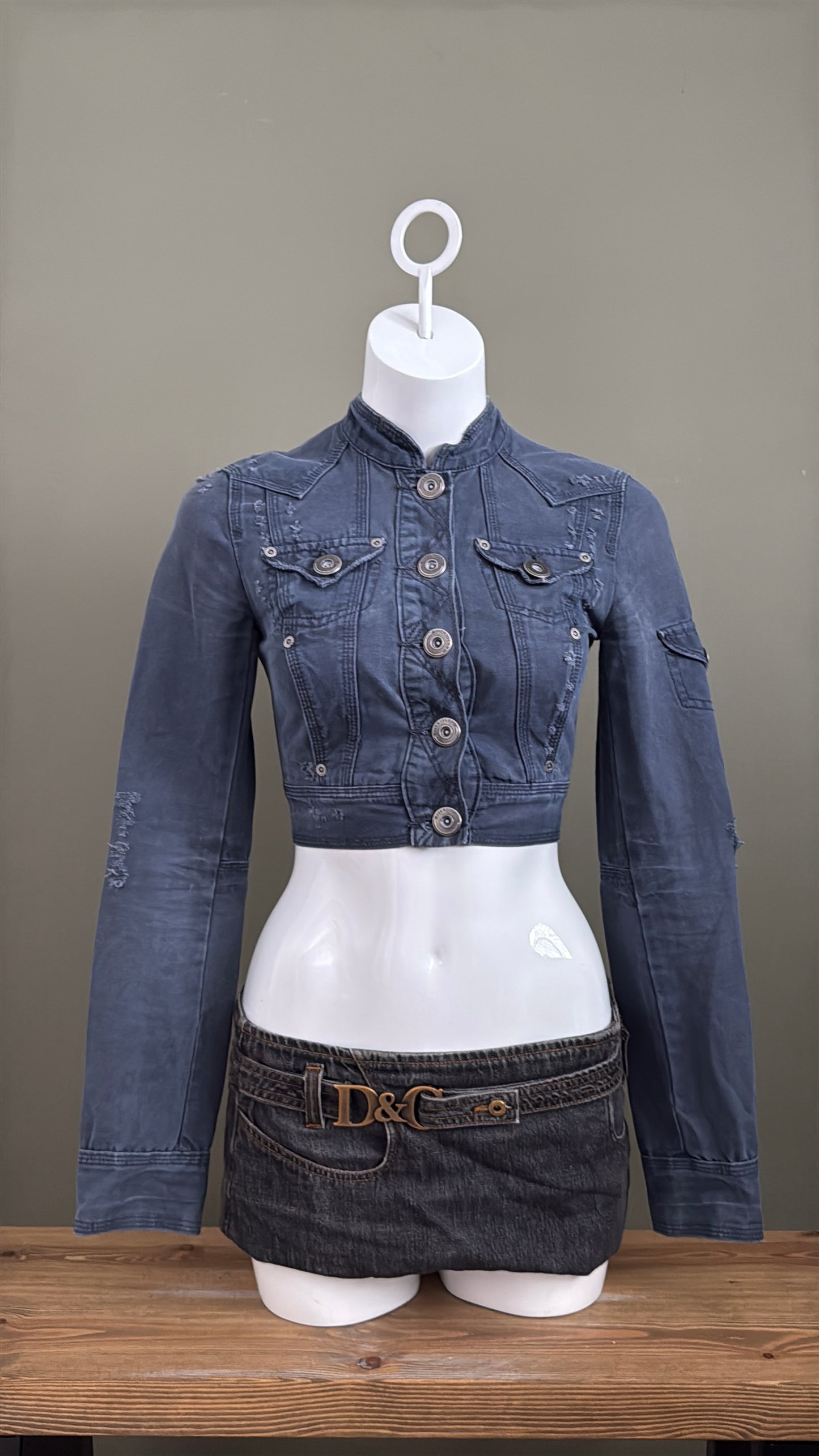 Cropped Y2K Distressed Jacket (UK8)