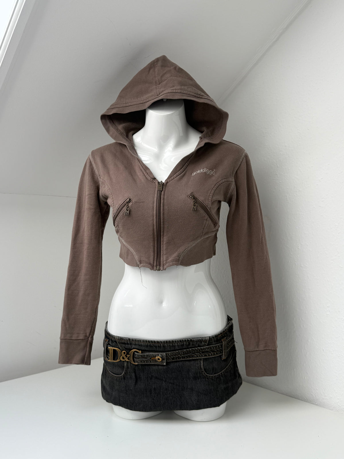 Golddigga Ultra Cropped Zip Hoodie (M)