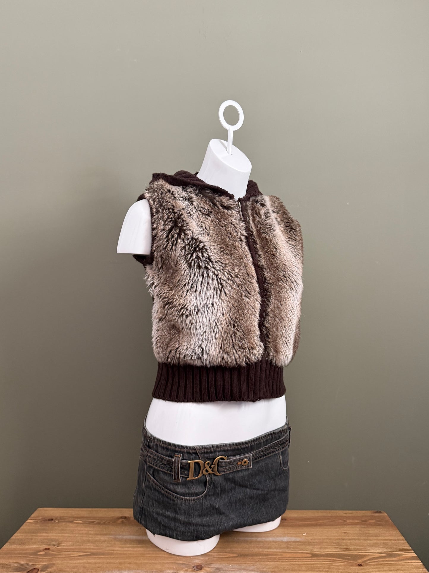 Faux Fur Cropped Gilet (XS)