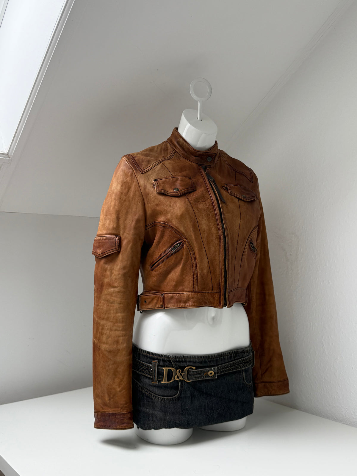 Vintage Cropped Leather Jacket (L)