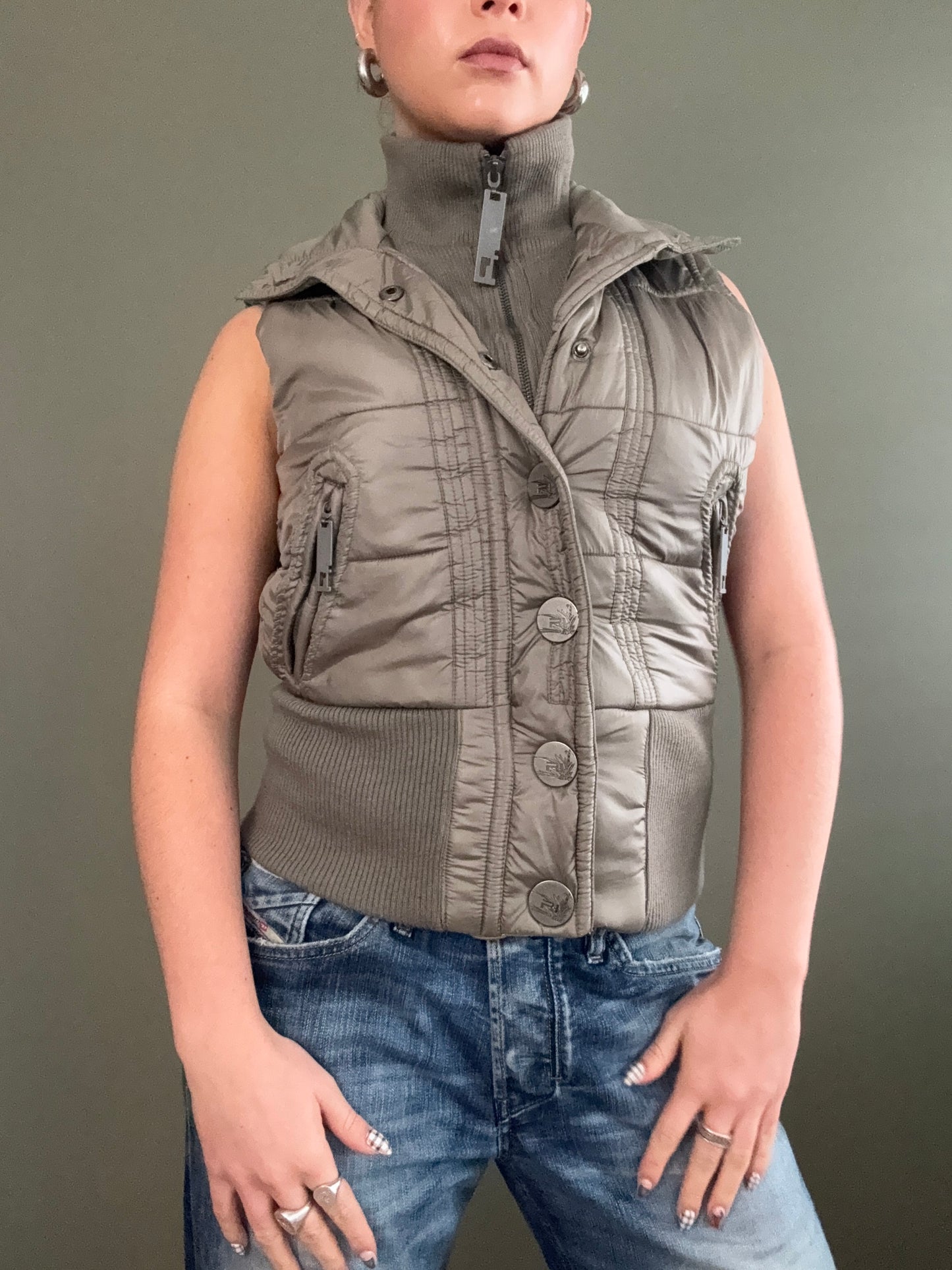 Y2K Gilet (UK8)