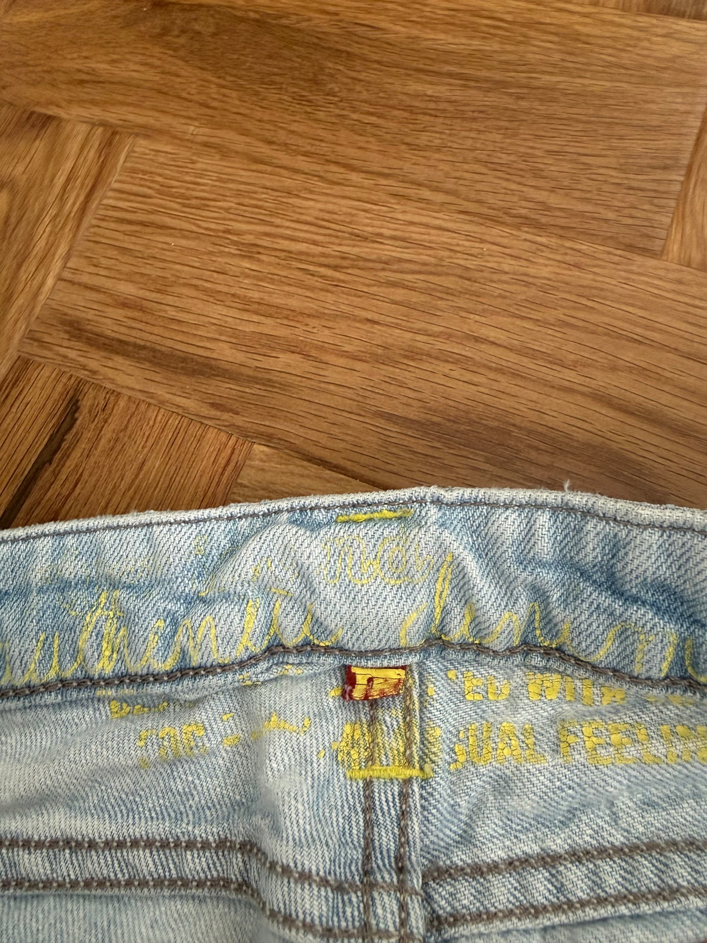 Y2K Distressed Baggy Jean (UK14)