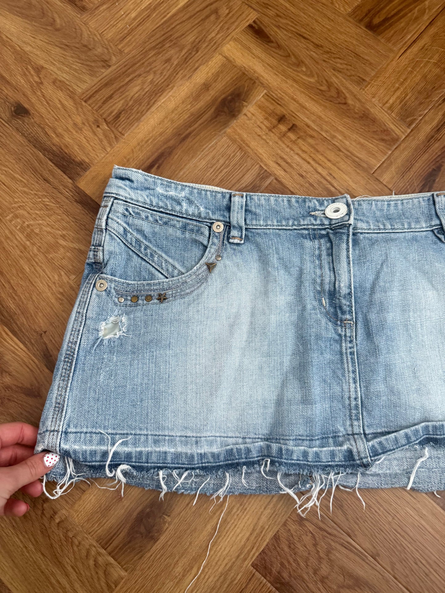 Y2K Mini Denim Skirt (UK14)
