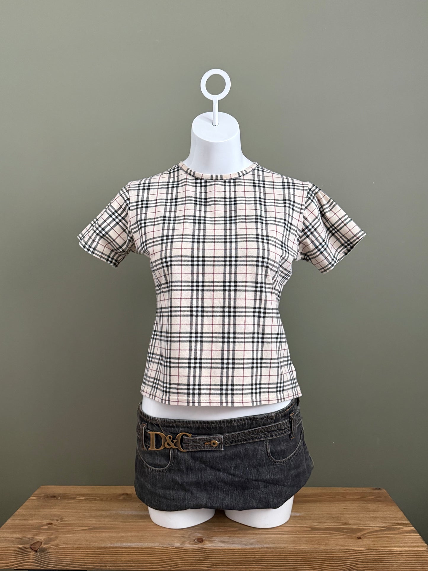 Burberry Tee (L)