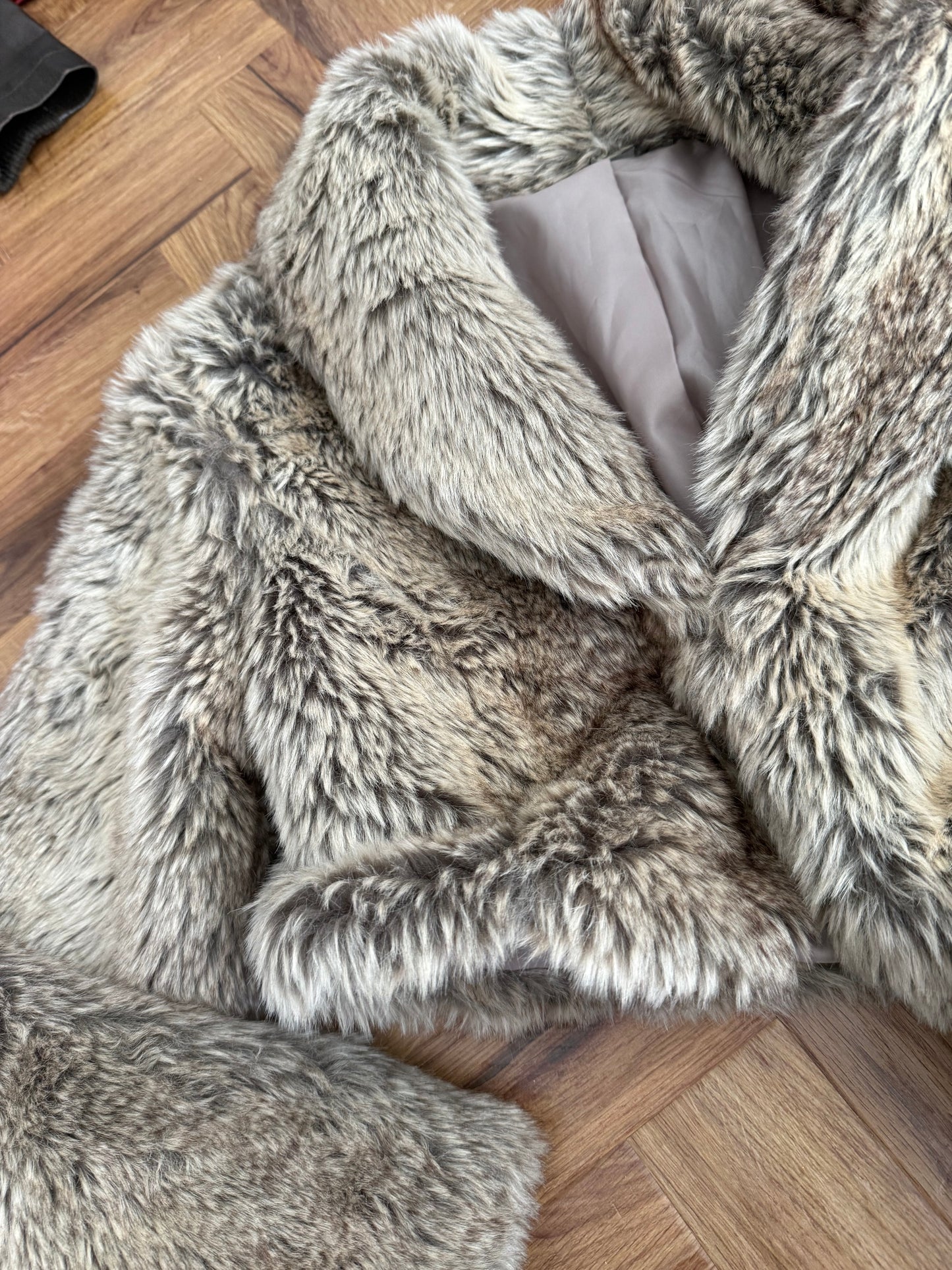 Y2K Faux Fur Cropped Jacket (S)