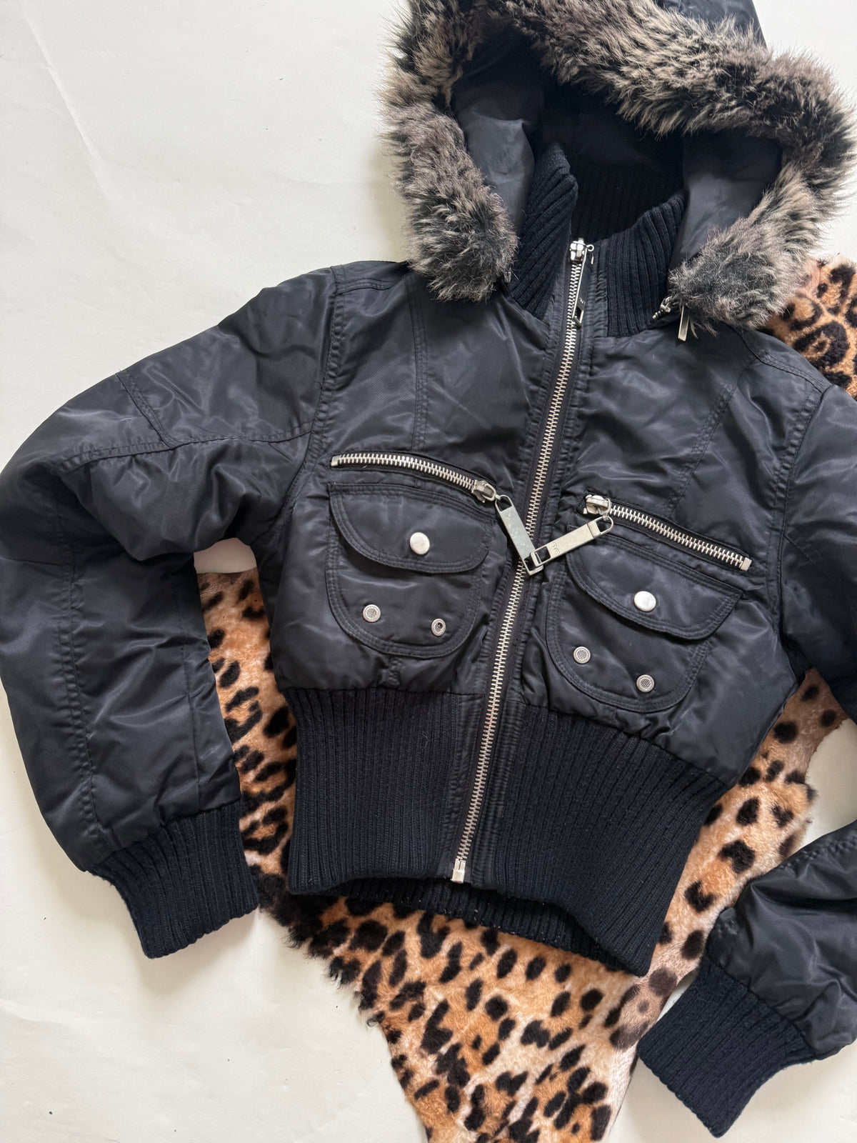 Y2K Fitted Puffer Jacket (UK8)