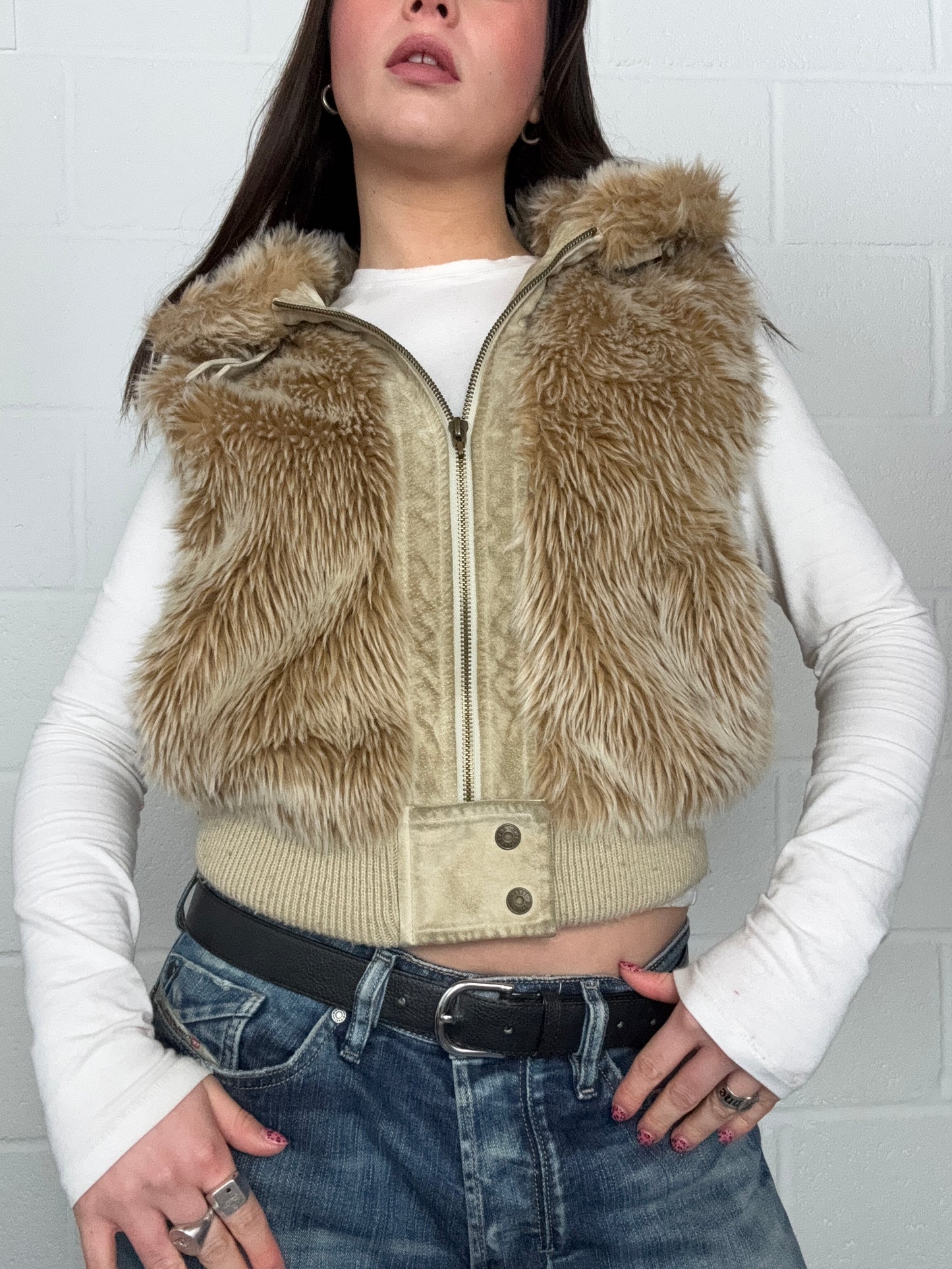 Y2K Faux Fur Gilet (UK14)