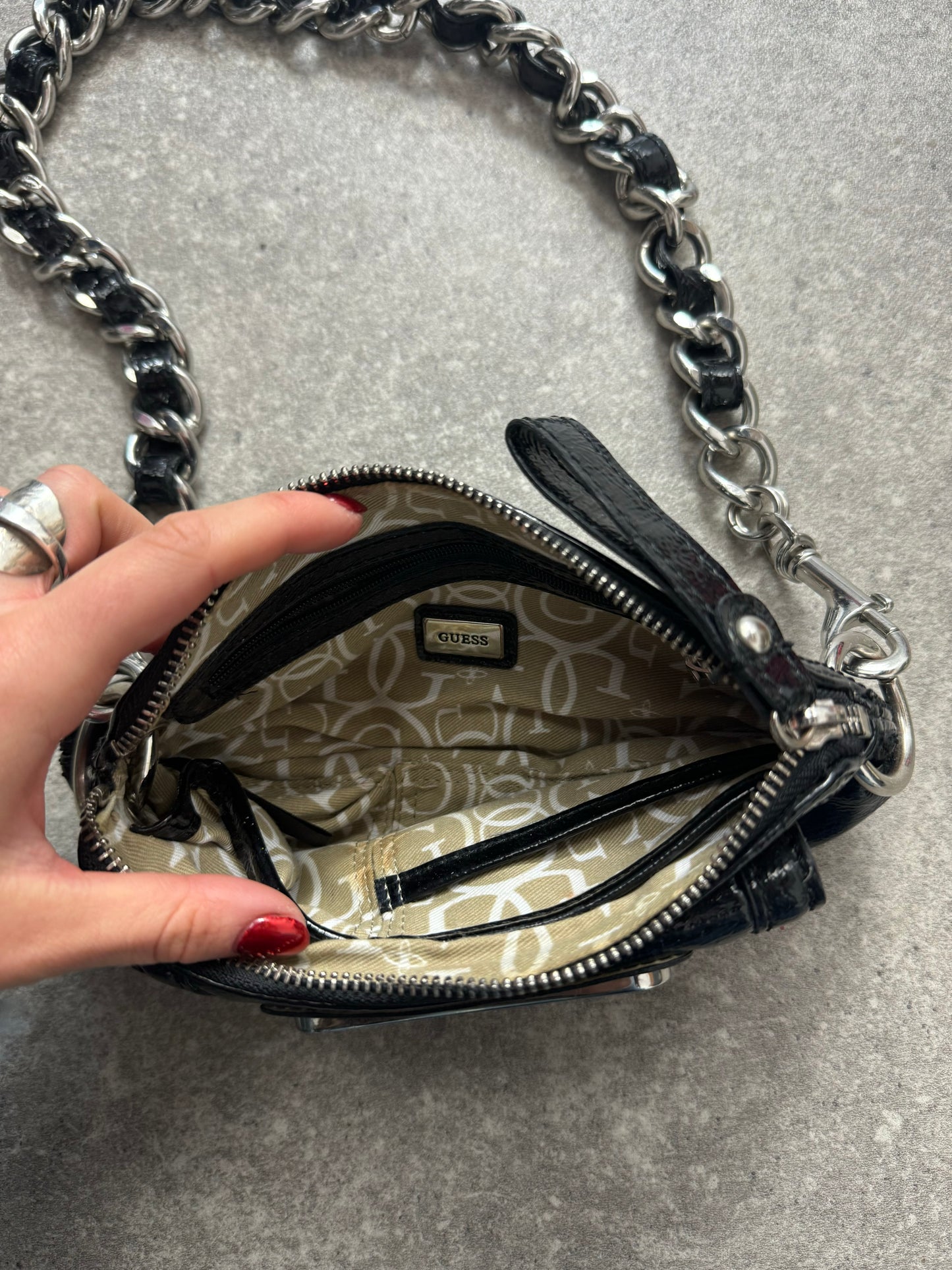 Guess Shoulder Bag