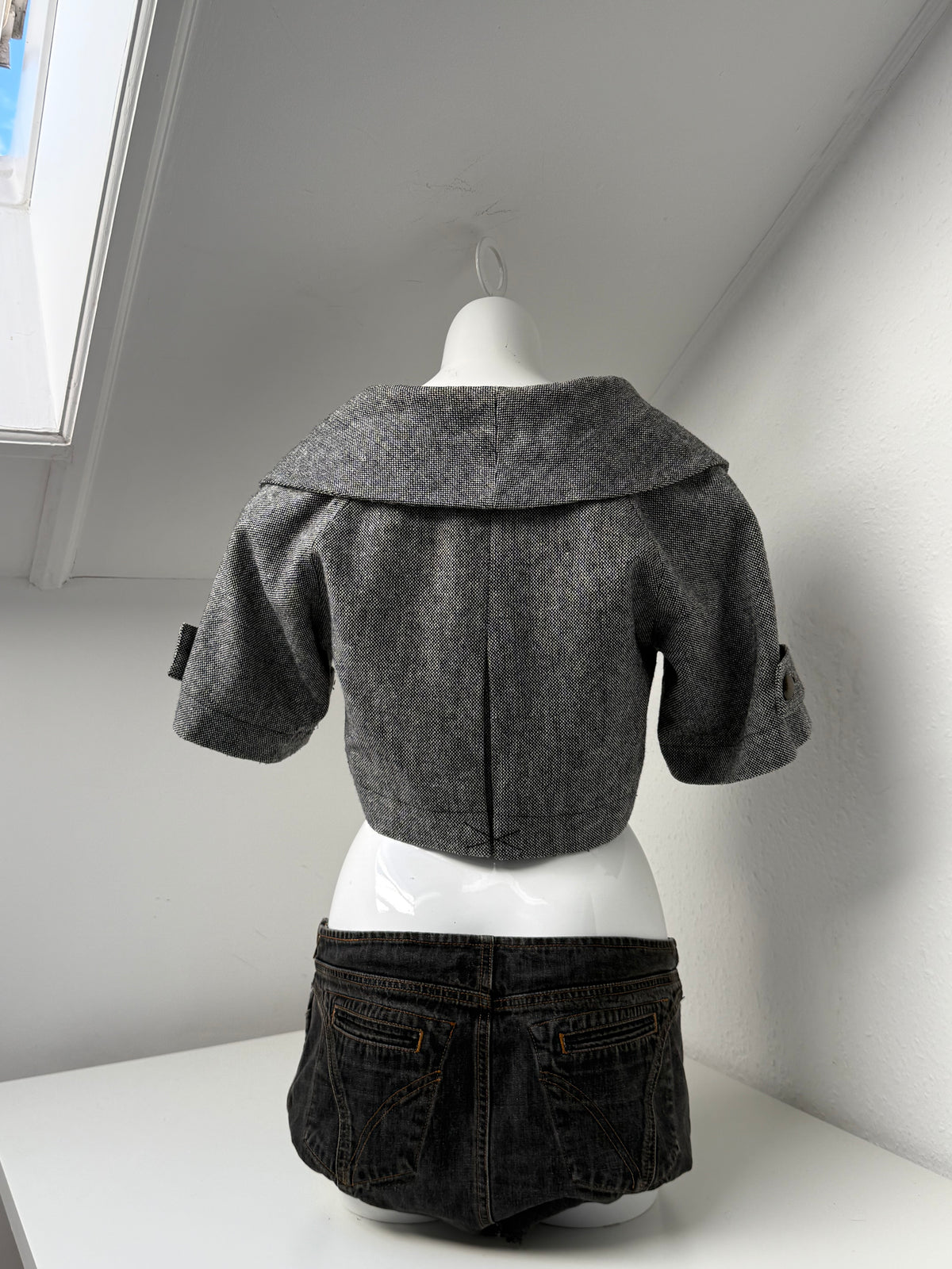 Guess Cropped Bolero/Jacket (M)