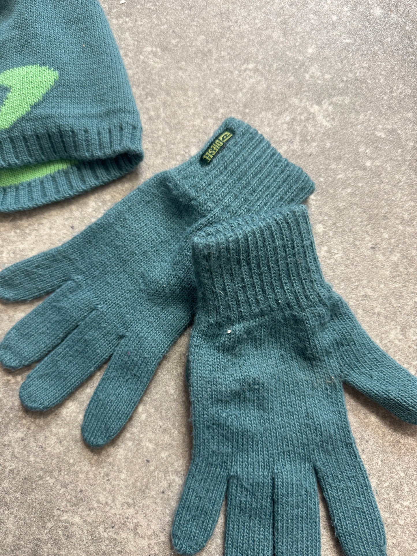 Diesel Beanie and Gloves Set