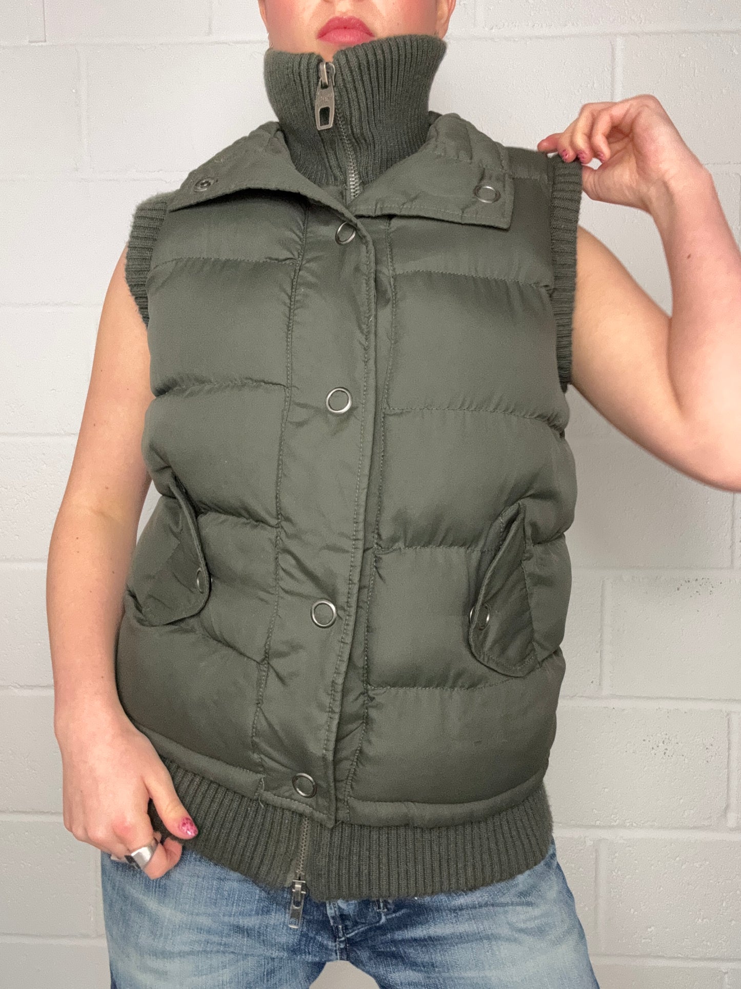 Y2K Puffer Gilet (M)