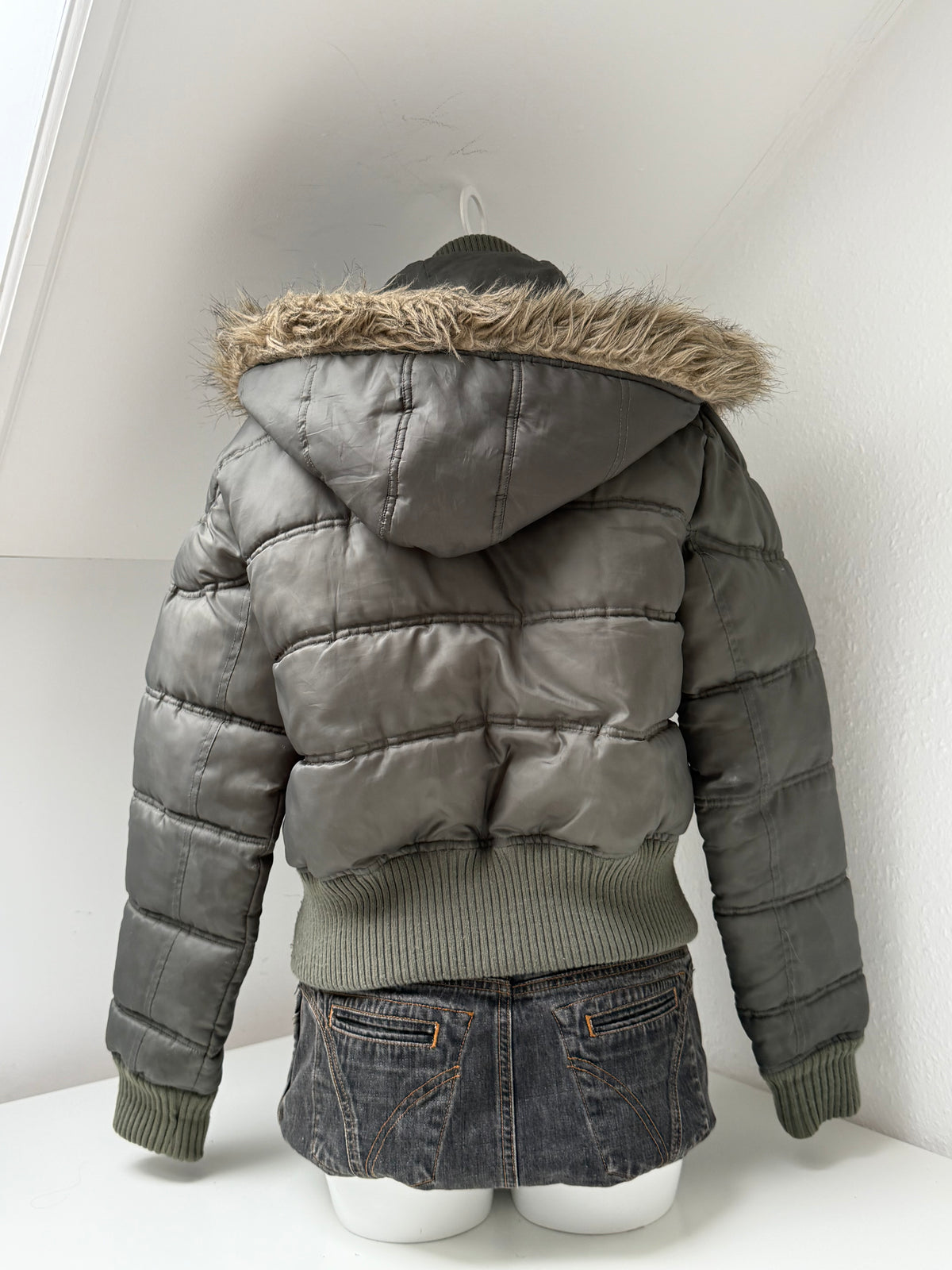 Y2K Puffer Jacket (UK14)