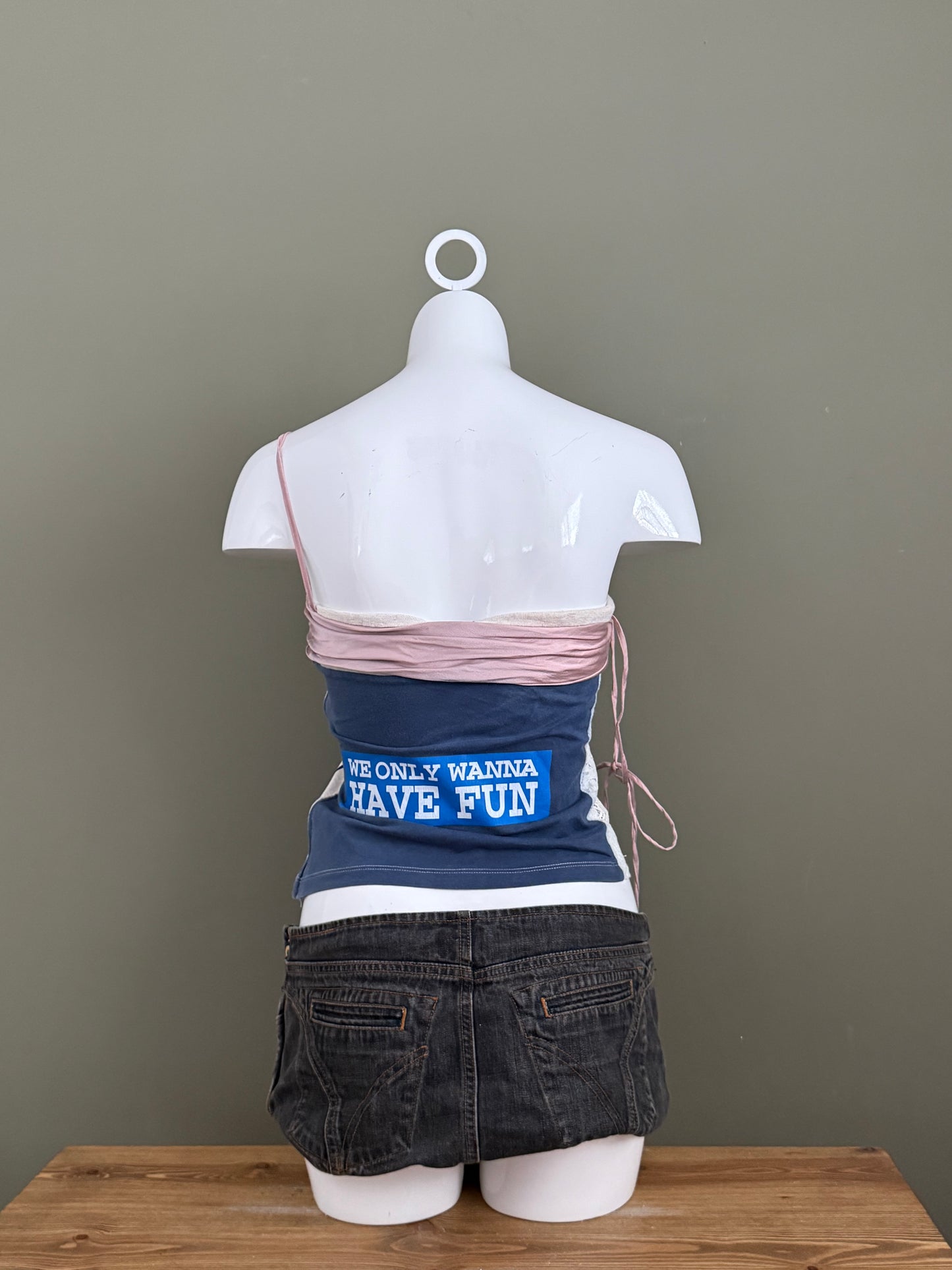 Vintage Dolce & Gabbana Baseball Chick Sports Graphic Tank Top (XS)