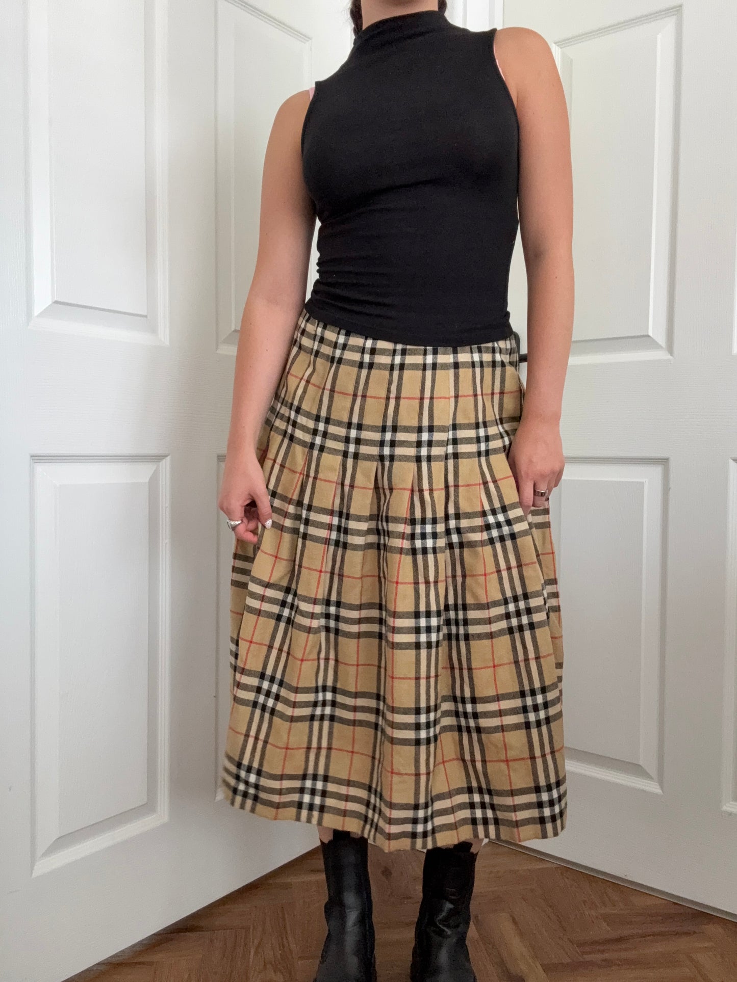 Vintage Burberry Wool Skirt (XS)