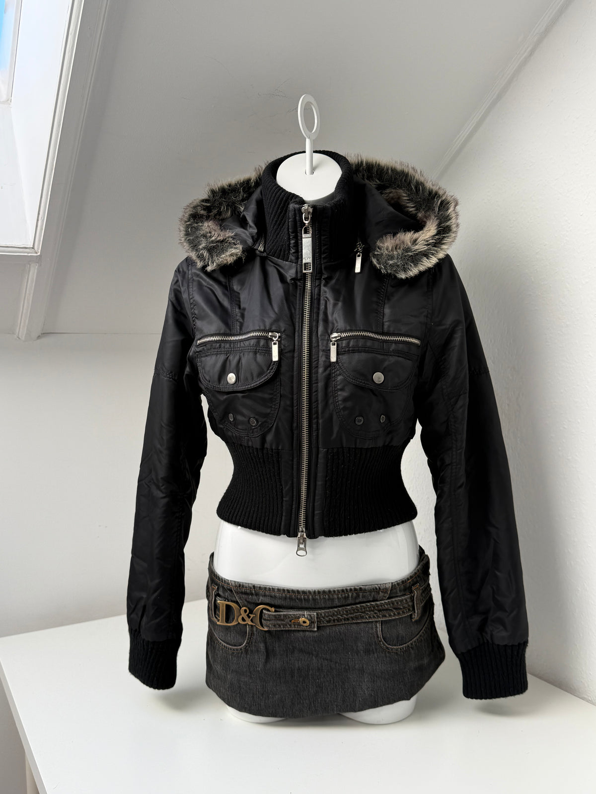 Fitted Y2K Puffer Jacket (UK12)