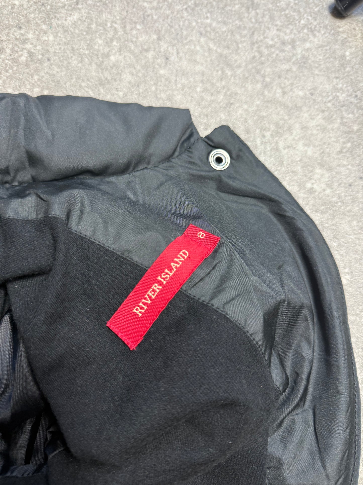 Y2K Ultra Cropped Puffer Jacket (UK8)